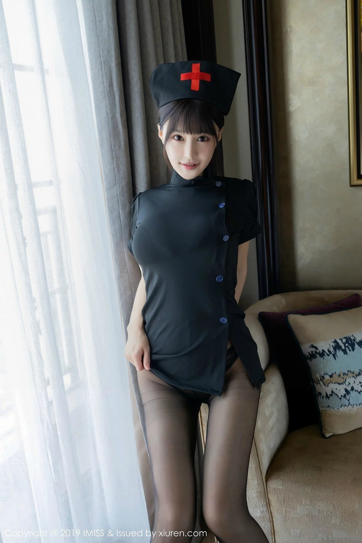 朱可儿-[IMISS爱蜜社]Vol.407_女神Flower朱可儿私房情趣制服秀完美身材破烂黑丝诱惑写真46P-第1章-图片2