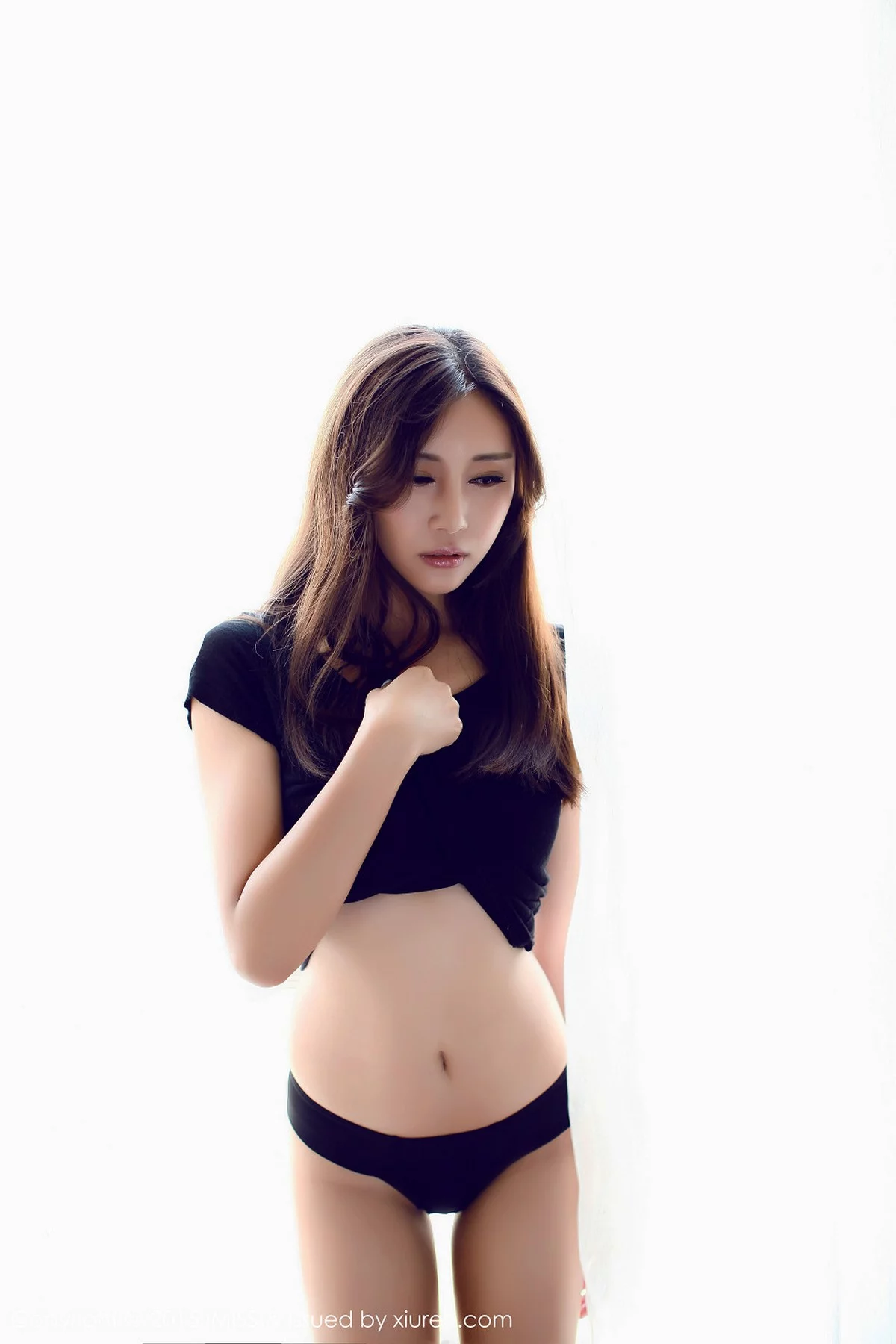 乐乐-[IMISS爱蜜社]Vol.007_靓丽嫩模乐乐Mango系列比基尼秀豪乳性感写真59P-第1章-图片2