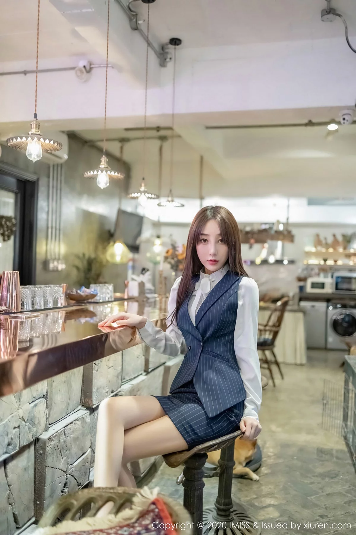 九月生-[IMISS爱蜜社]Vol.438_嫩模九月生户外服务生车拍主题性感内衣秀完美身材写真45P-第1章-图片1