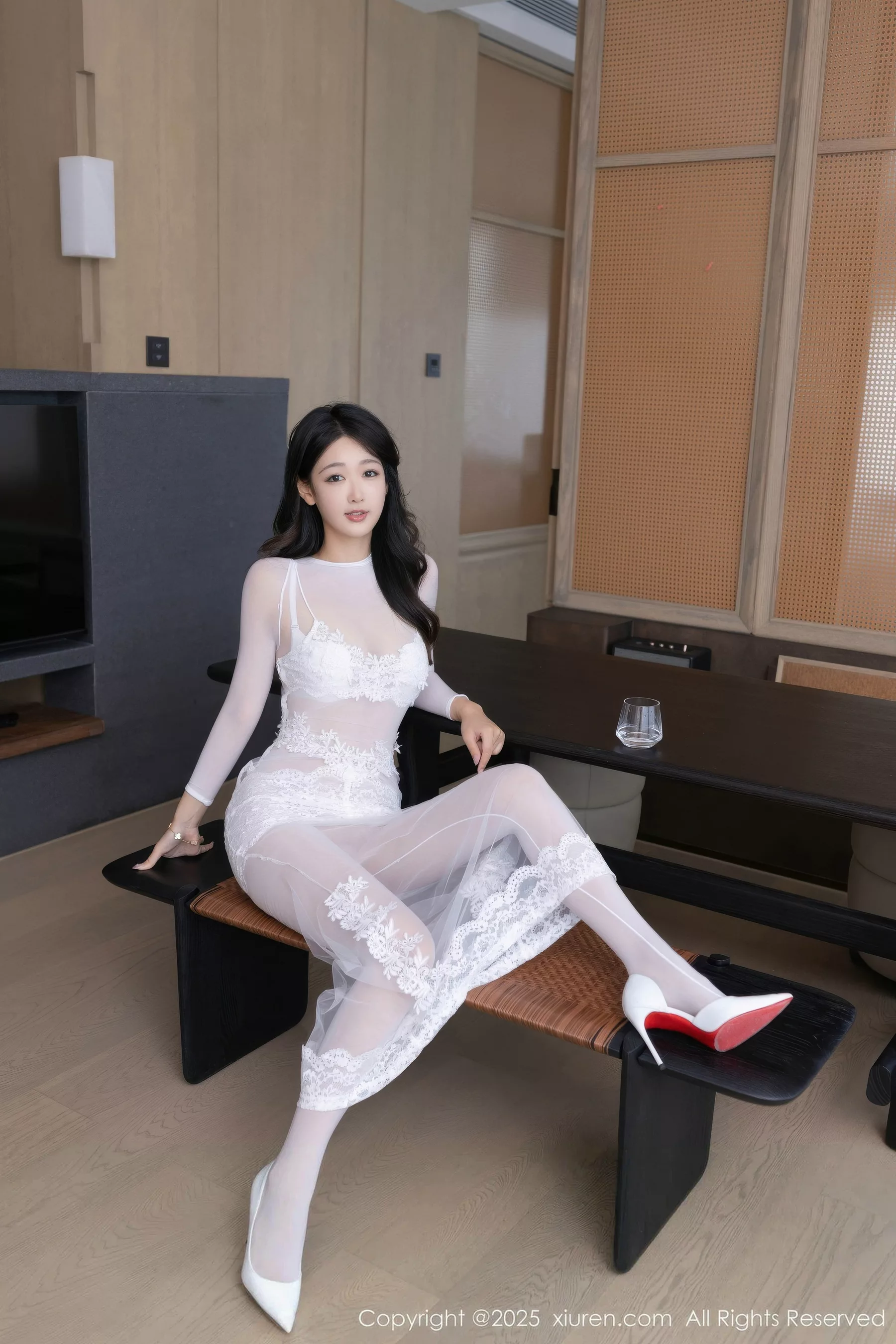 模特唐安琪性感白色薄纱连体衣配超薄白丝秀曼妙身姿诱惑写真75P-第1章-图片1