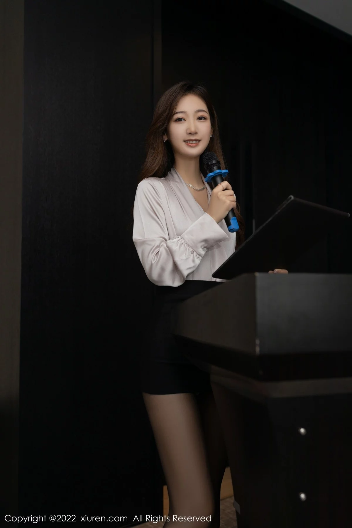 模特唐安琪角色扮演主题私房无内黑丝裤袜秀翘臀屁沟诱惑写真87P-第1章-图片2