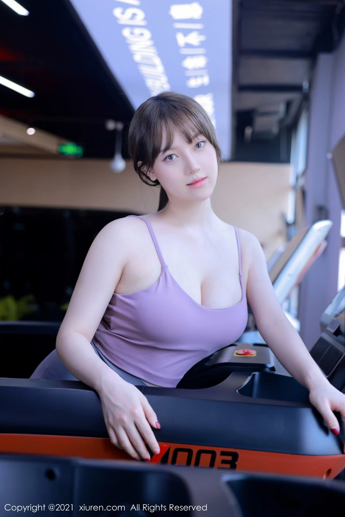 模特豆瓣酱健身房主题性感紧身运动衣秀丰满身材迷人诱惑写真47P-第1章-图片2