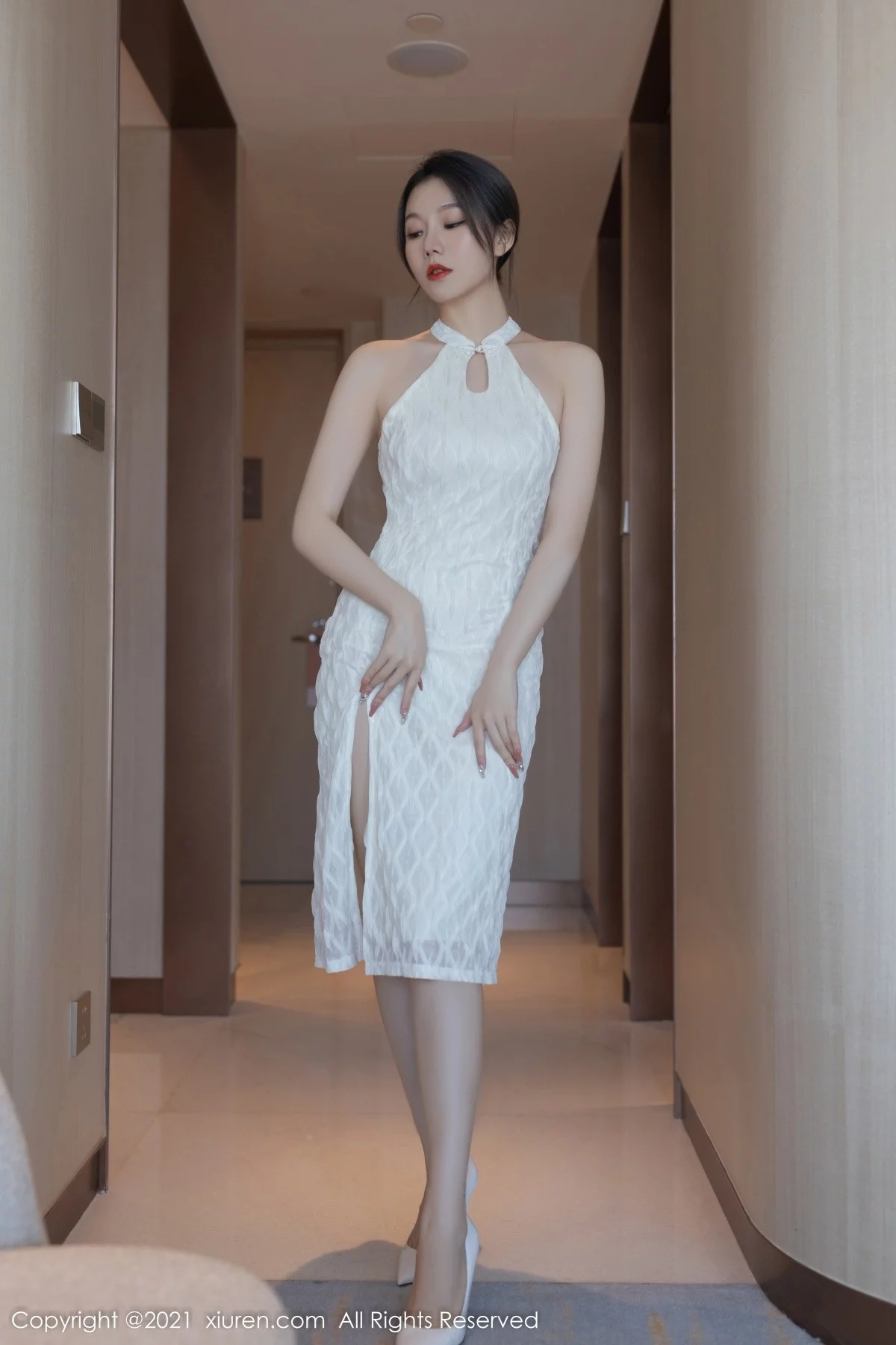 模特安然Maleah私房脱白纱连衣裙露红色蕾丝内衣惹火诱惑写真80P-第1章-图片1