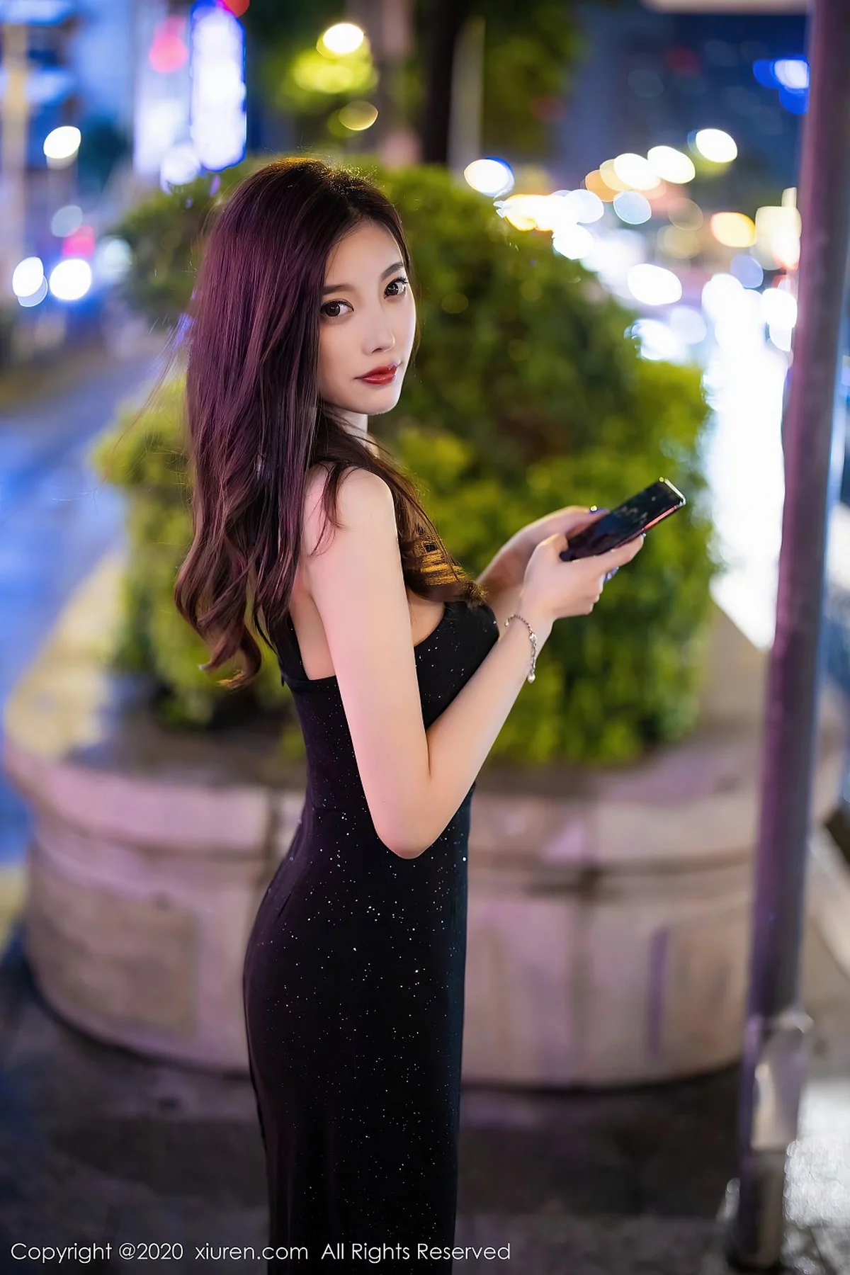 女神杨晨晨sugar私房典雅礼裙配黑丝裤袜撩人姿势诱惑写真118P-第1章-图片2