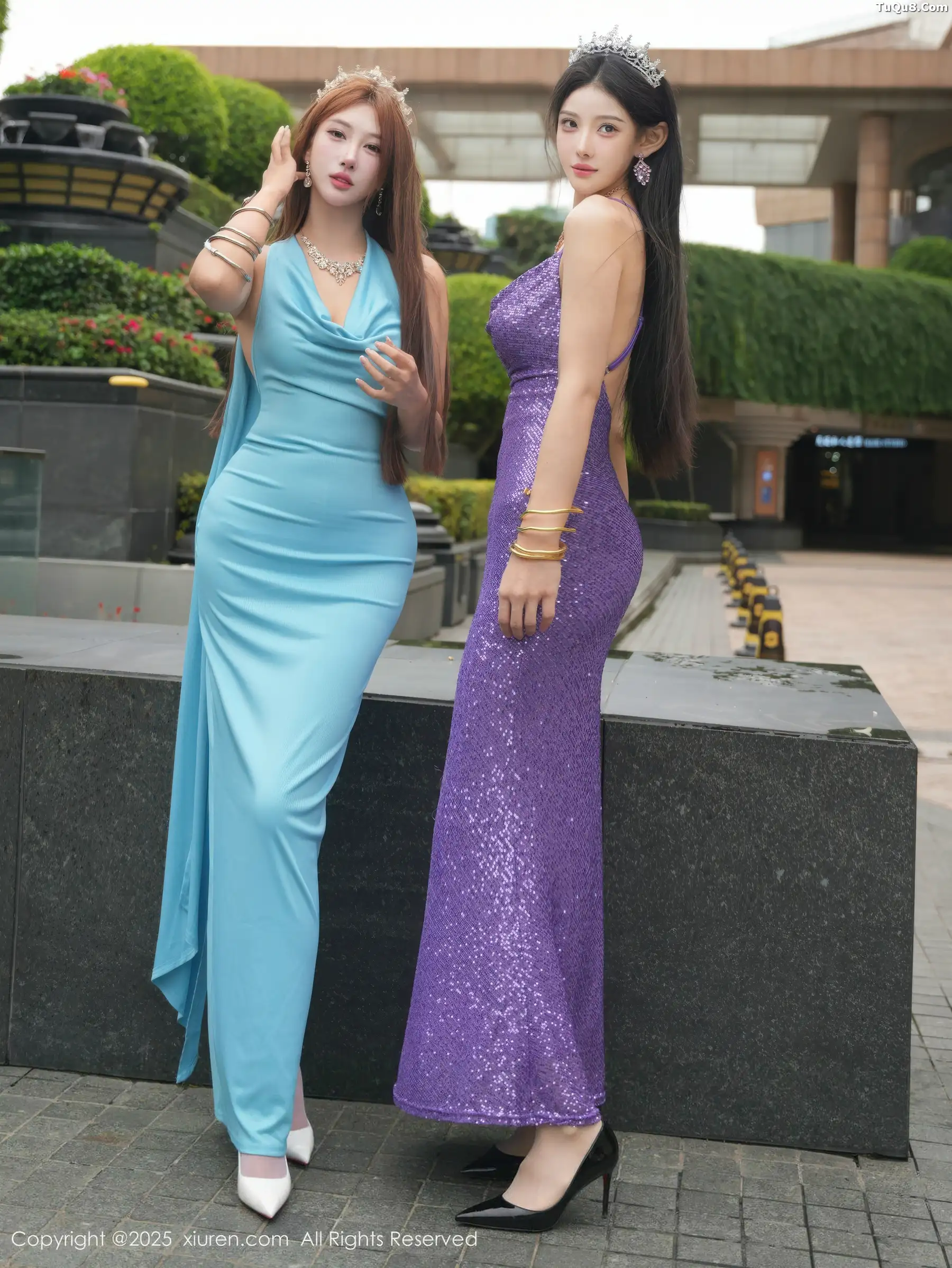 模特合集梨霜儿＆金允希Yuki性感双人礼服秀丰腴身材诱惑写真68P-第1章-图片1