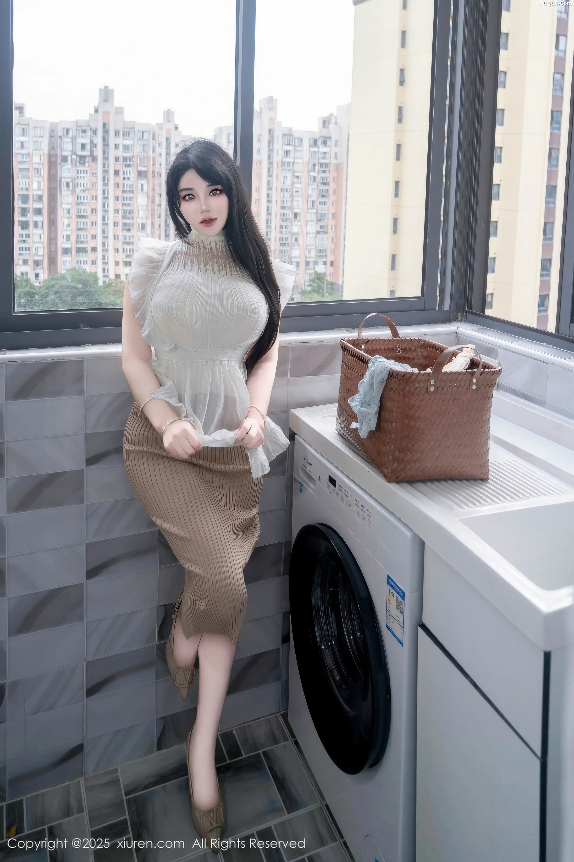模特汐汐爱吃草莓性感薄纱露原色内衣秀完美身材迷人诱惑写真83P-第1章-图片1