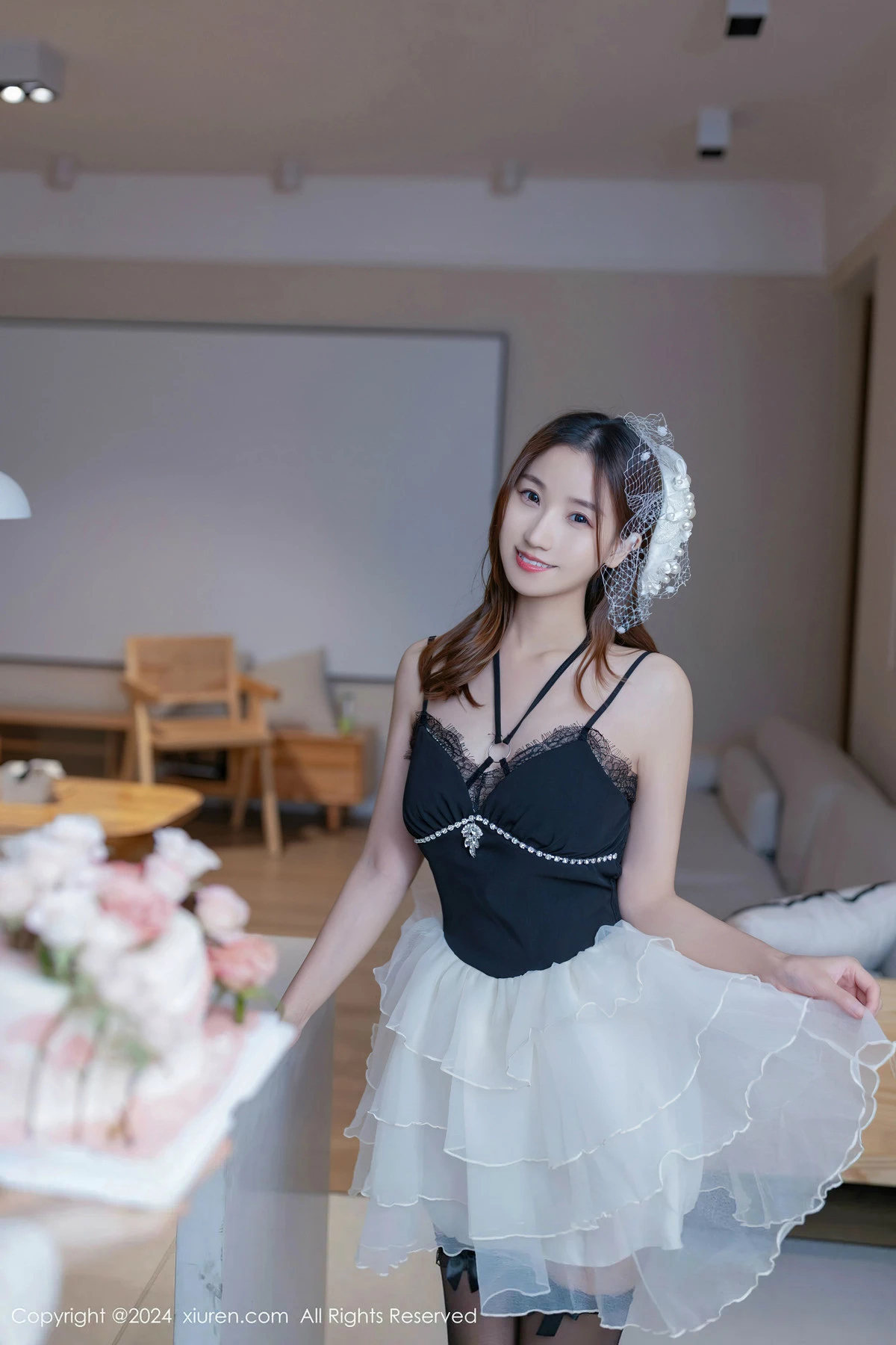 模特杏子Yada生日场景性感黑色情趣内衣秀曼妙身姿撩人诱惑写真80P-第1章-图片1