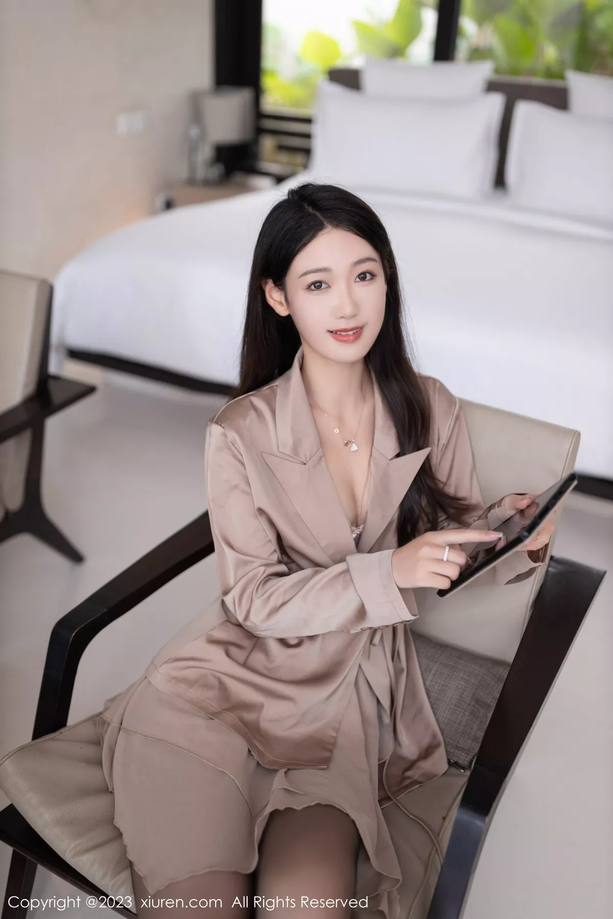 模特唐安琪性感淡紫色内衣配超薄黑丝秀曼妙身姿迷人诱惑写真80P-第1章-图片2