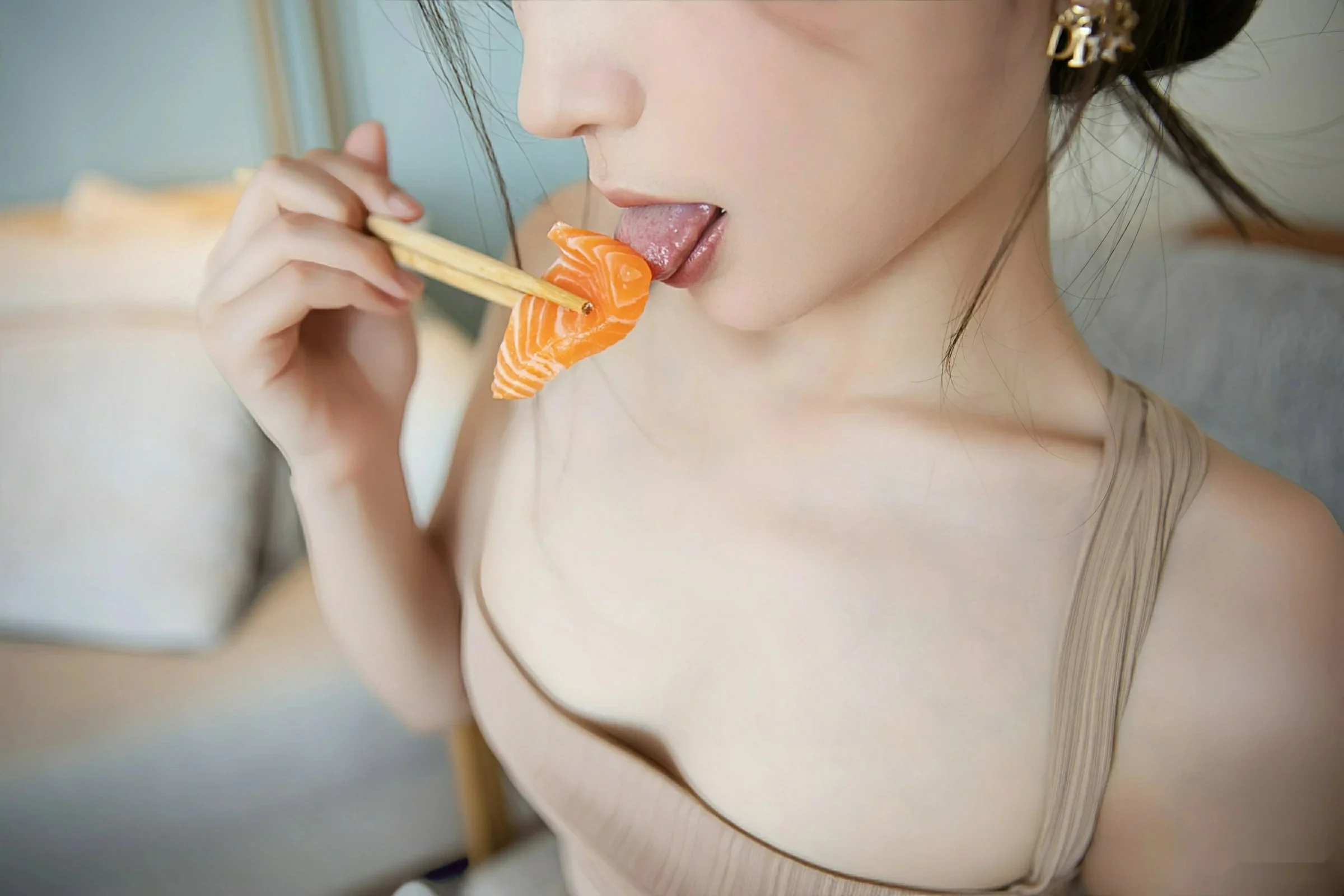 模特刘婷婷性感肉色连衣长裙配超薄肉色秀完美身材诱惑写真58P-第1章-图片1