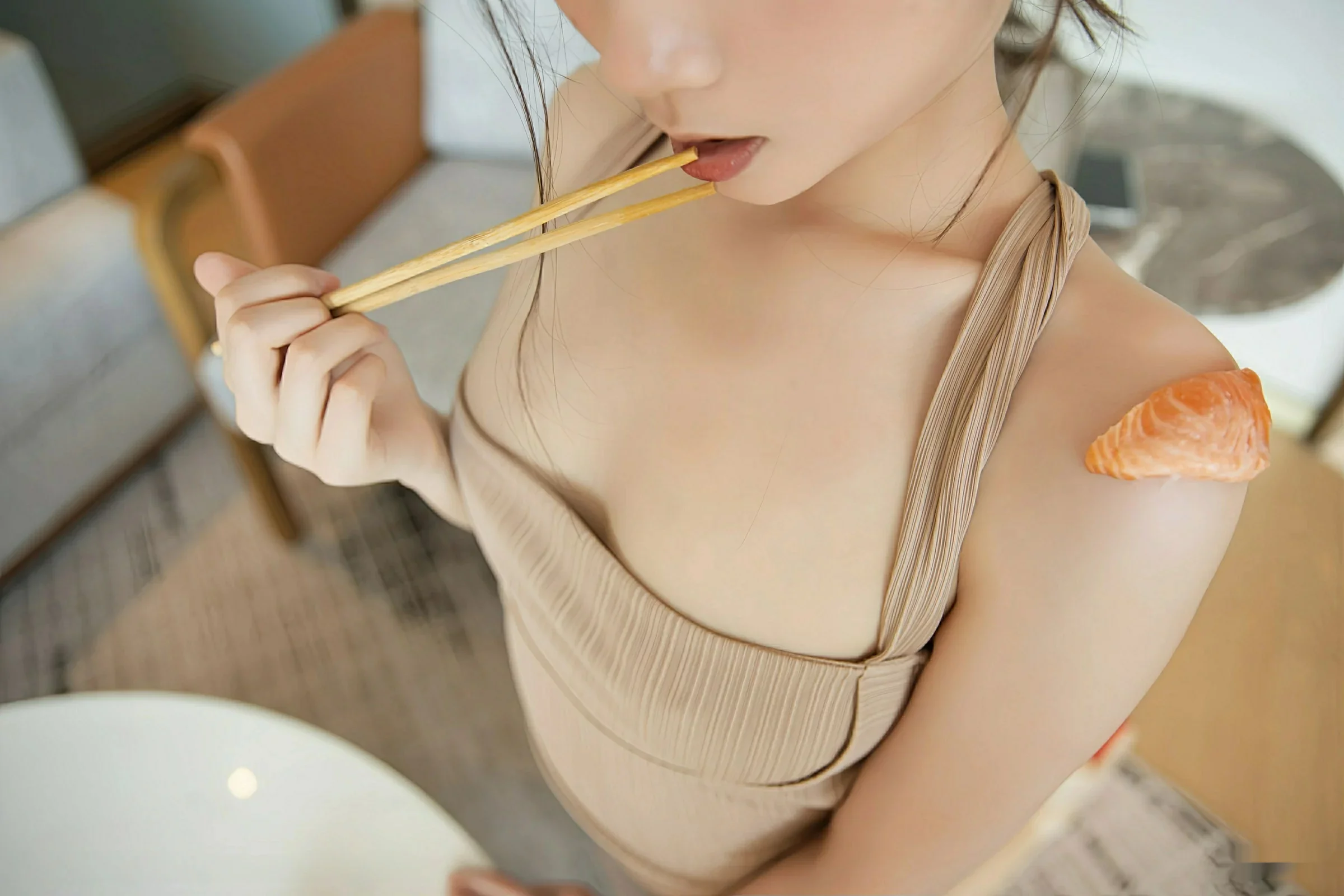 模特刘婷婷性感肉色连衣长裙配超薄肉色秀完美身材诱惑写真58P-第1章-图片4