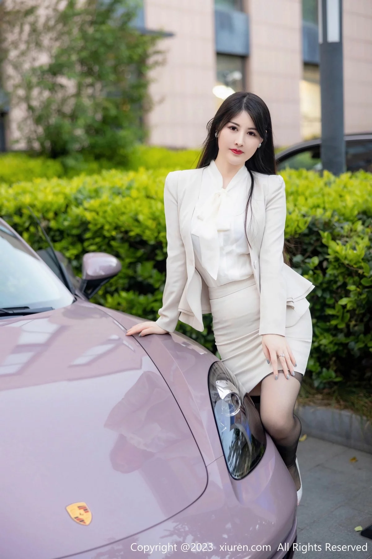 模特诗诗kiki半脱浅色OL服饰露性感浅灰内衣秀惹火身材诱惑写真79P-第1章-图片2