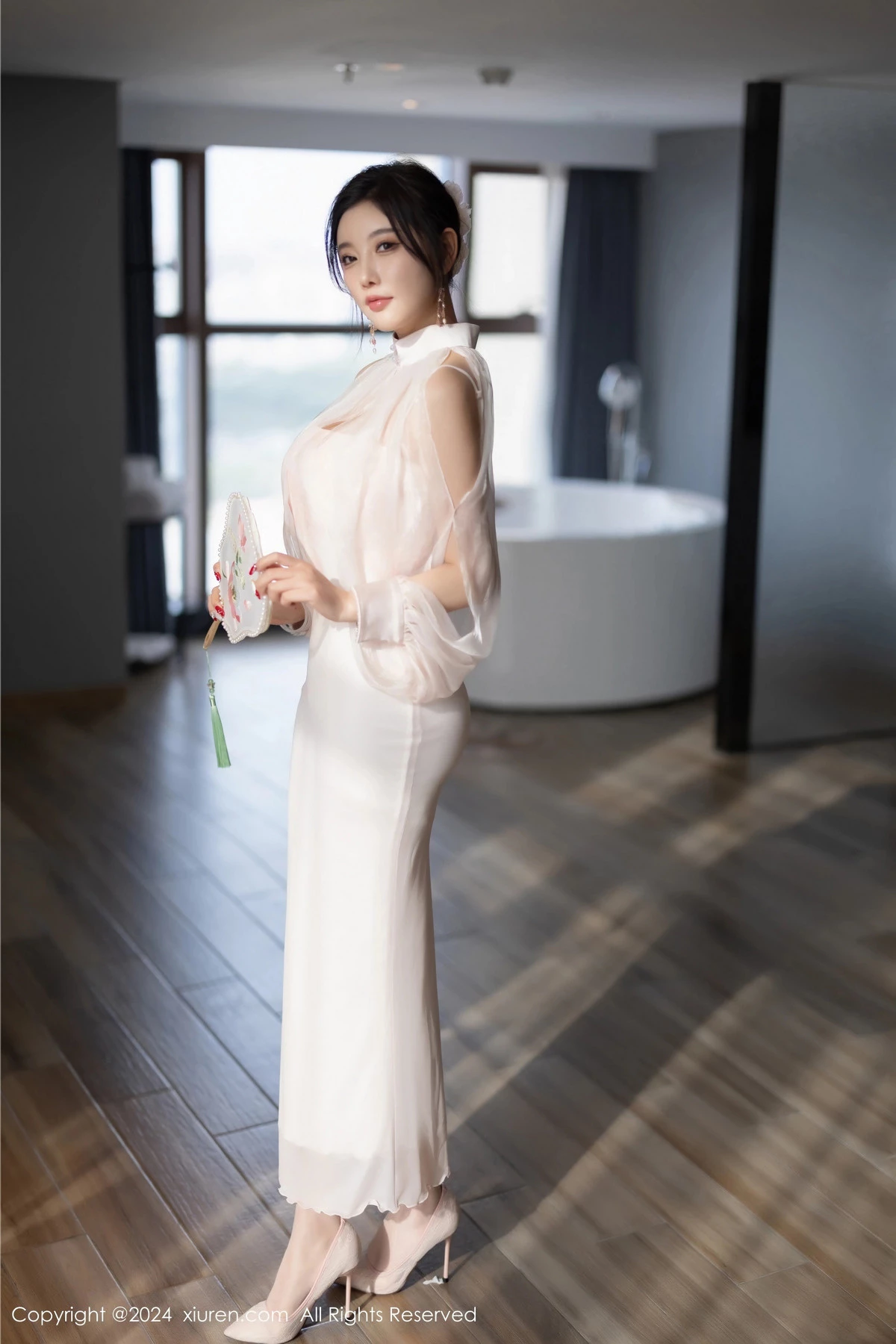 女神杨晨晨Yome浅粉色情趣内衣配浅粉丝袜秀完美身材诱惑写真80P-第1章-图片1