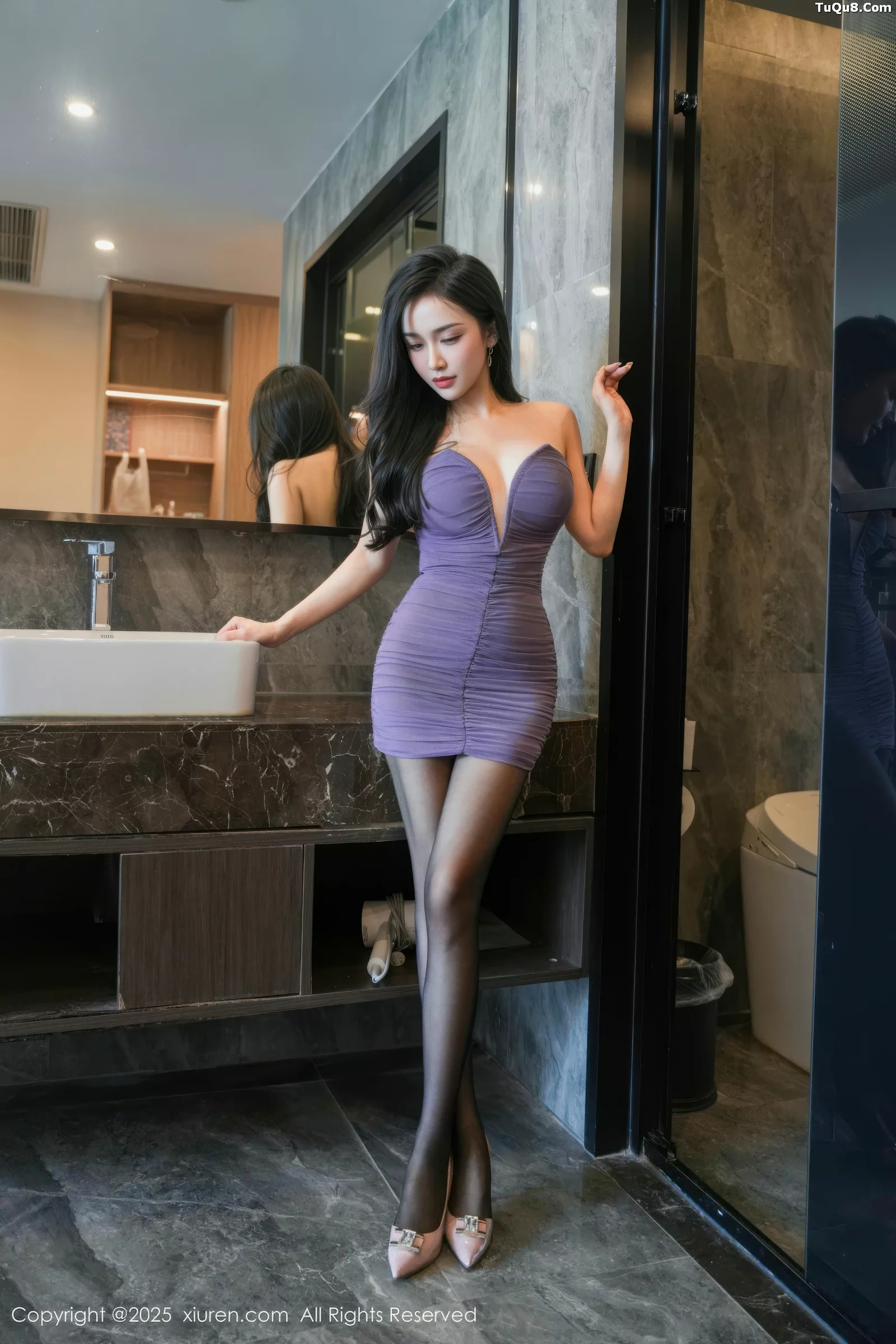 模特小阿娇Gill性感紫色连衣短裙配超薄黑丝秀完美身材诱惑写真76P-第1章-图片1