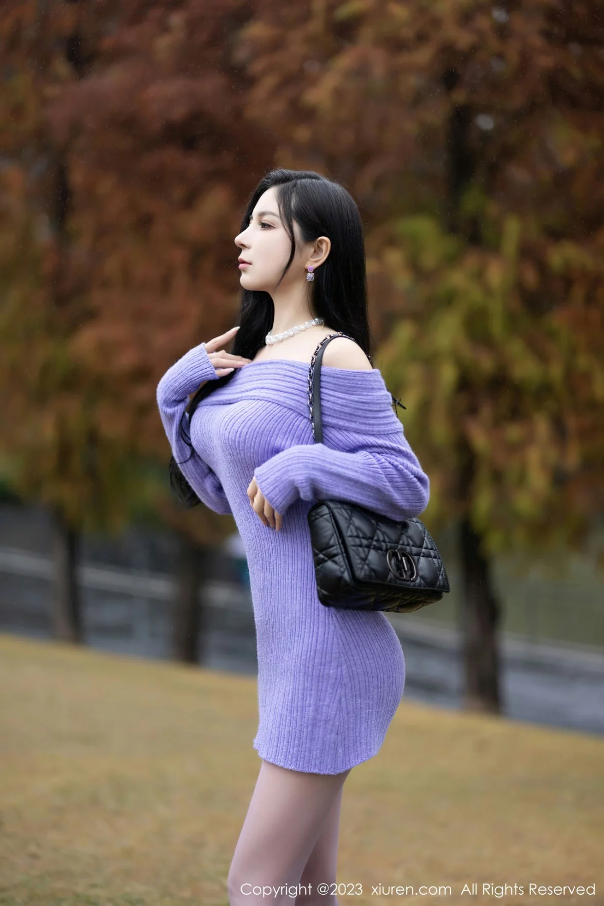 模特小蛮妖Yummy脱性感紫色露肩连衣短裙秀蕾丝内衣诱惑写真80P-第1章-图片1