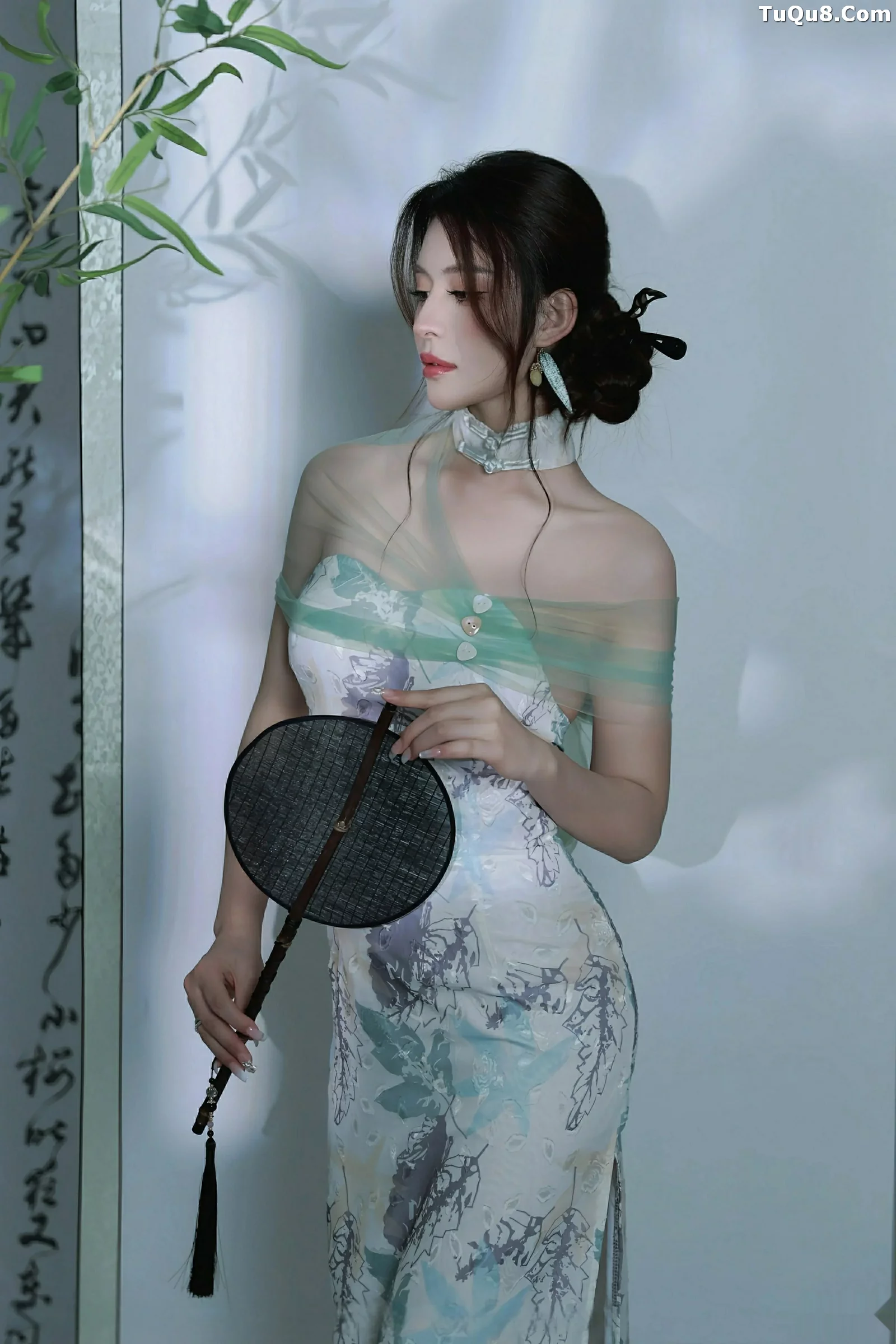 模特阿依莎性感浅色古风服饰配超薄肉色秀高挑曼妙身材诱惑写真82P-第1章-图片3