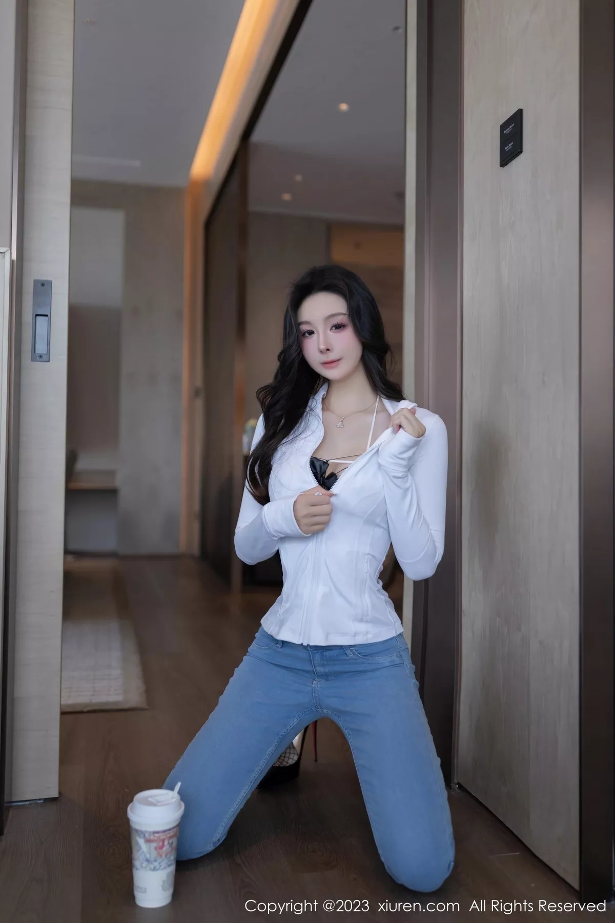 模特小逗逗性感黑色网格情趣服饰配白色内衣秀曼妙身姿诱惑写真80P-第1章-图片3