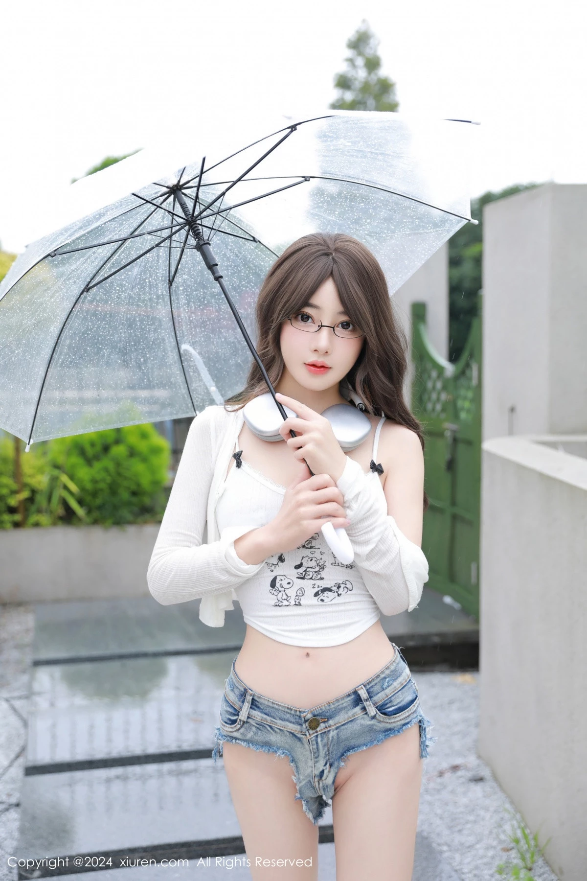 模特桃妖夭性感白色服饰配超短牛仔裤秀曼妙身姿惹火诱惑写真83P-第1章-图片1