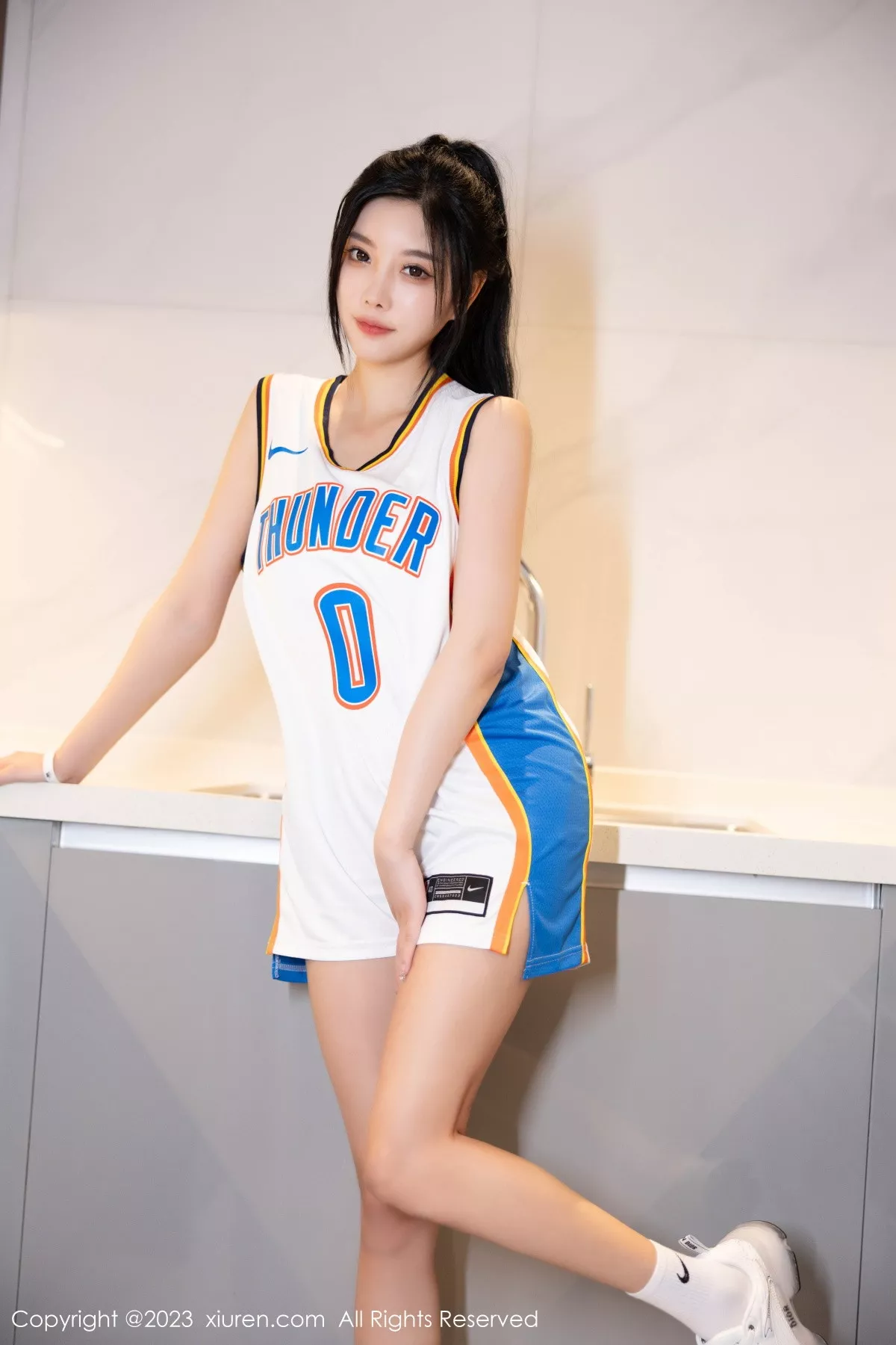 女神杨晨晨Yome性感白色运动服饰秀丰腴身材完美诱惑写真86P-第1章-图片2