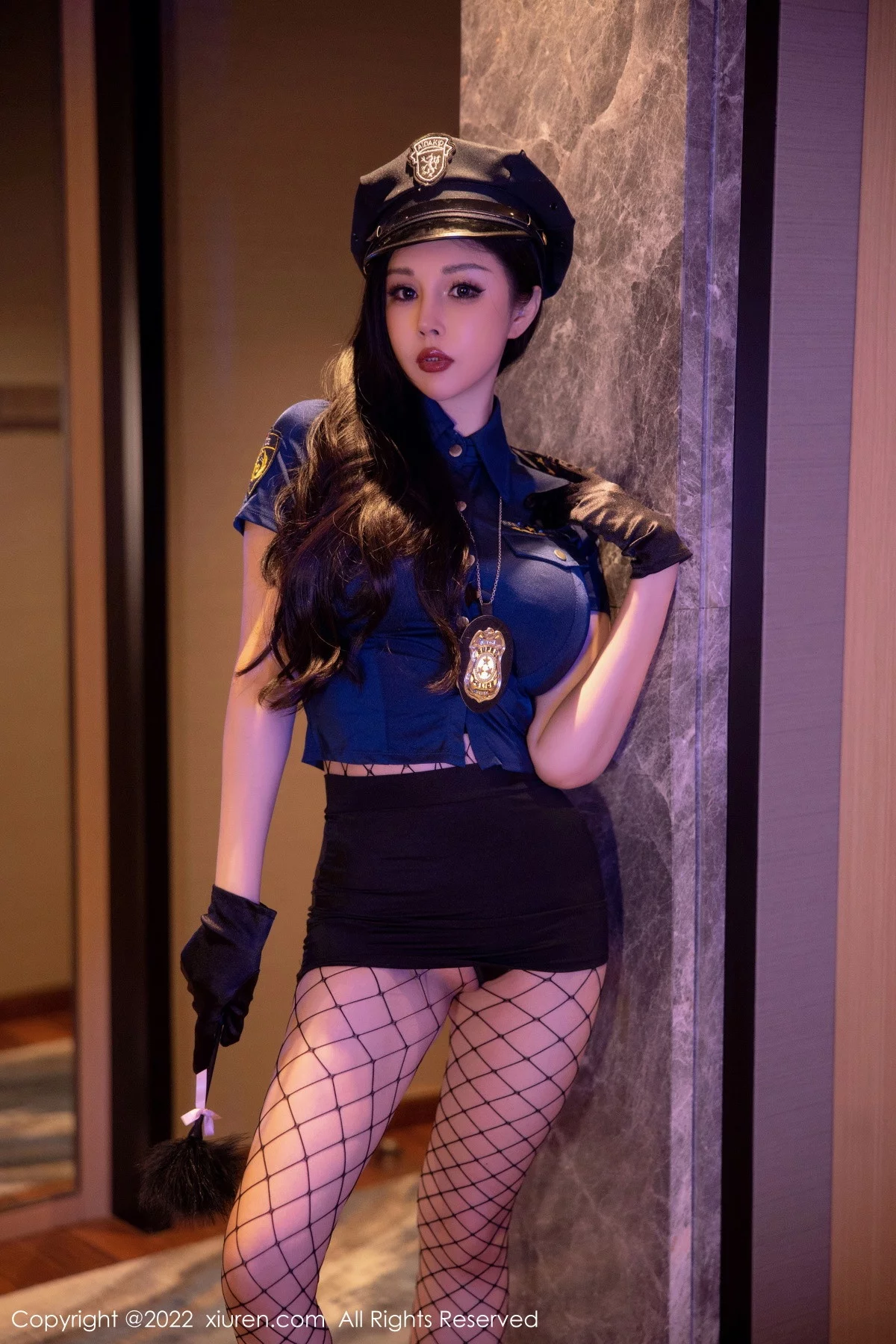 模特田冰冰酒店室内拍摄性感警官制服配黑丝网袜完美诱惑写真86P-第1章-图片1