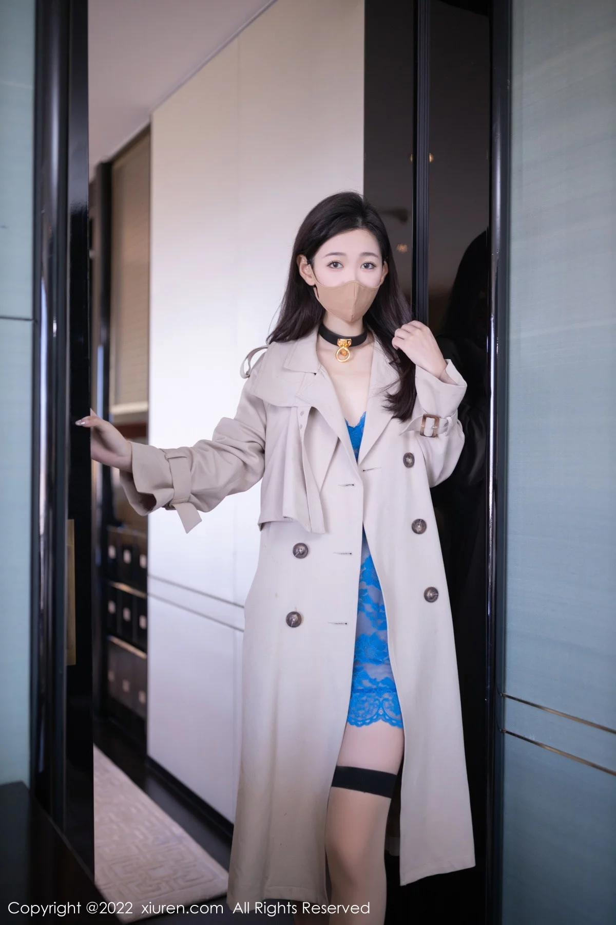 模特唐安琪性感蓝色蕾丝轻透服配原色丝袜秀曼妙身姿诱惑写真76P-第1章-图片2
