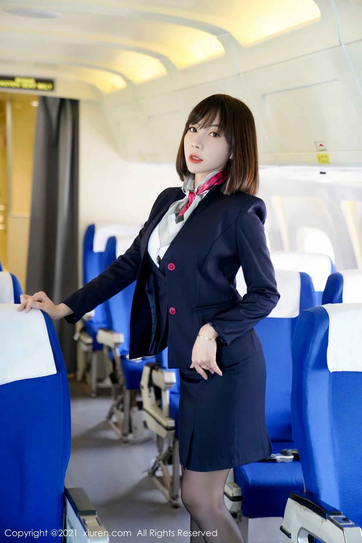 嫩模果儿Victoria＆葛征性感空乘制服配黑丝裤袜诱惑写真70P-第1章-图片3