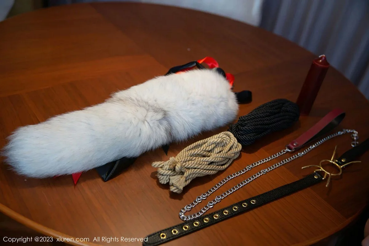 模特是小逗逗性感猫咪造型黑色轻透内衣秀曼妙身姿迷人诱惑写真80P-第1章-图片1