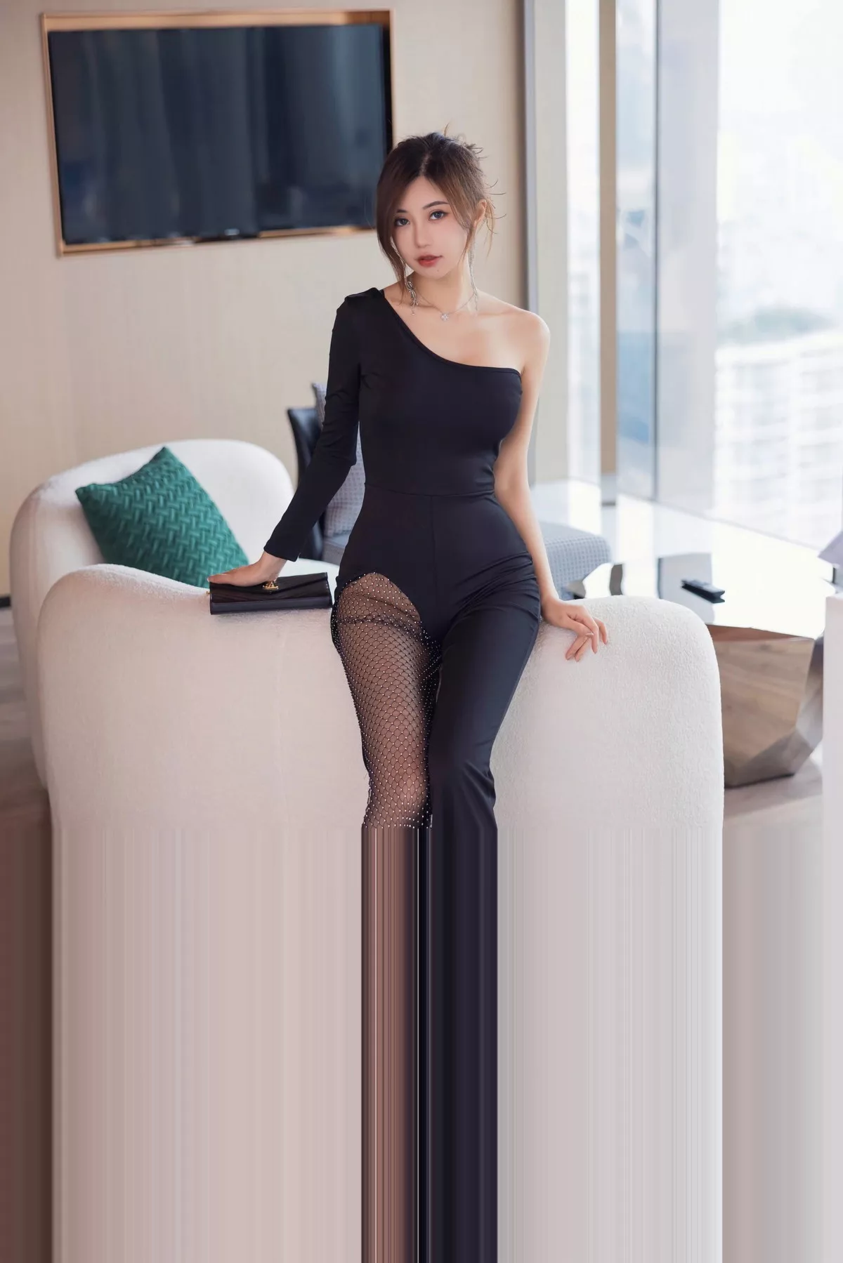 女神绮里嘉ula性感黑色连衣长裙露黑色蕾丝内衣完美诱惑写真82P-第1章-图片2