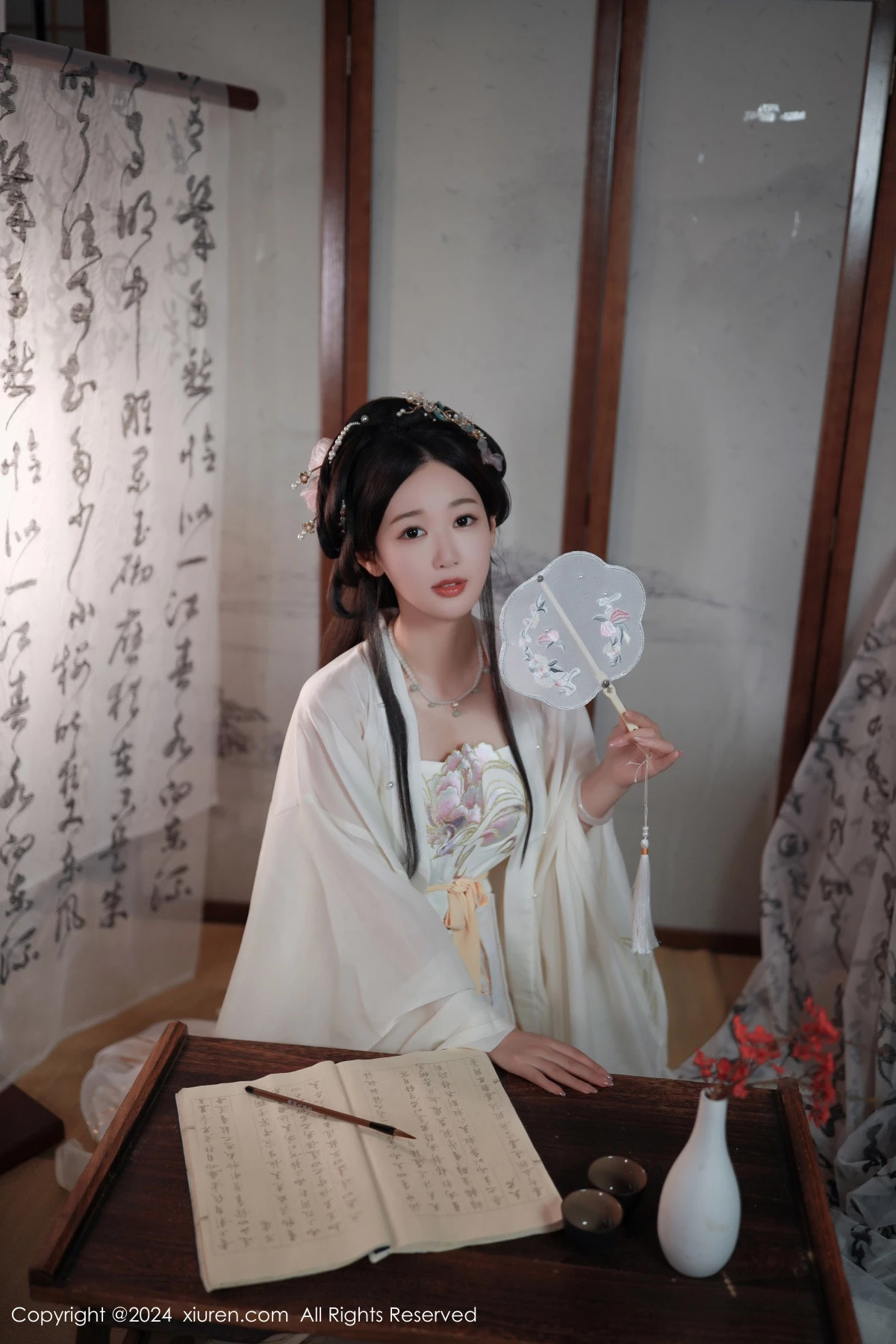 模特唐安琪性感浅色古装服饰配超薄无内肉丝秀曼妙身姿诱惑写真81P-第1章-图片2