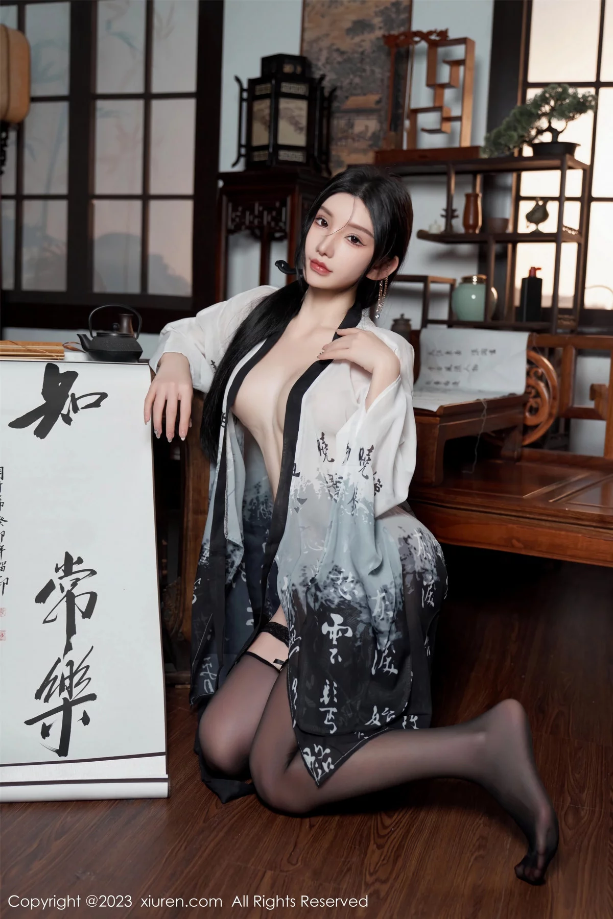 女神周于希Sally性感黑白薄透长衫配黑丝袜秀完美身材诱惑写真90P-第1章-图片3