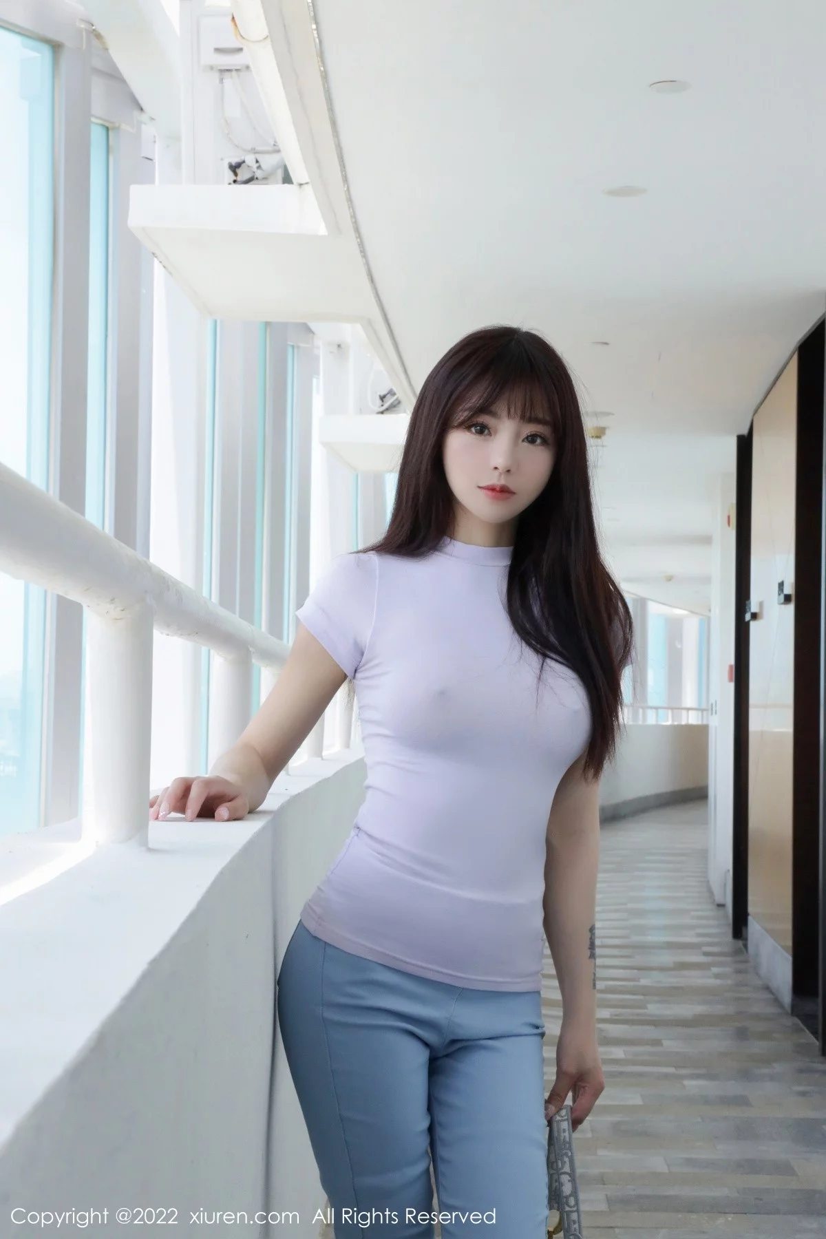 模特佘贝拉bella三亚旅拍紫色收身衣配长裤秀完美身材诱惑写真84P-第1章-图片2