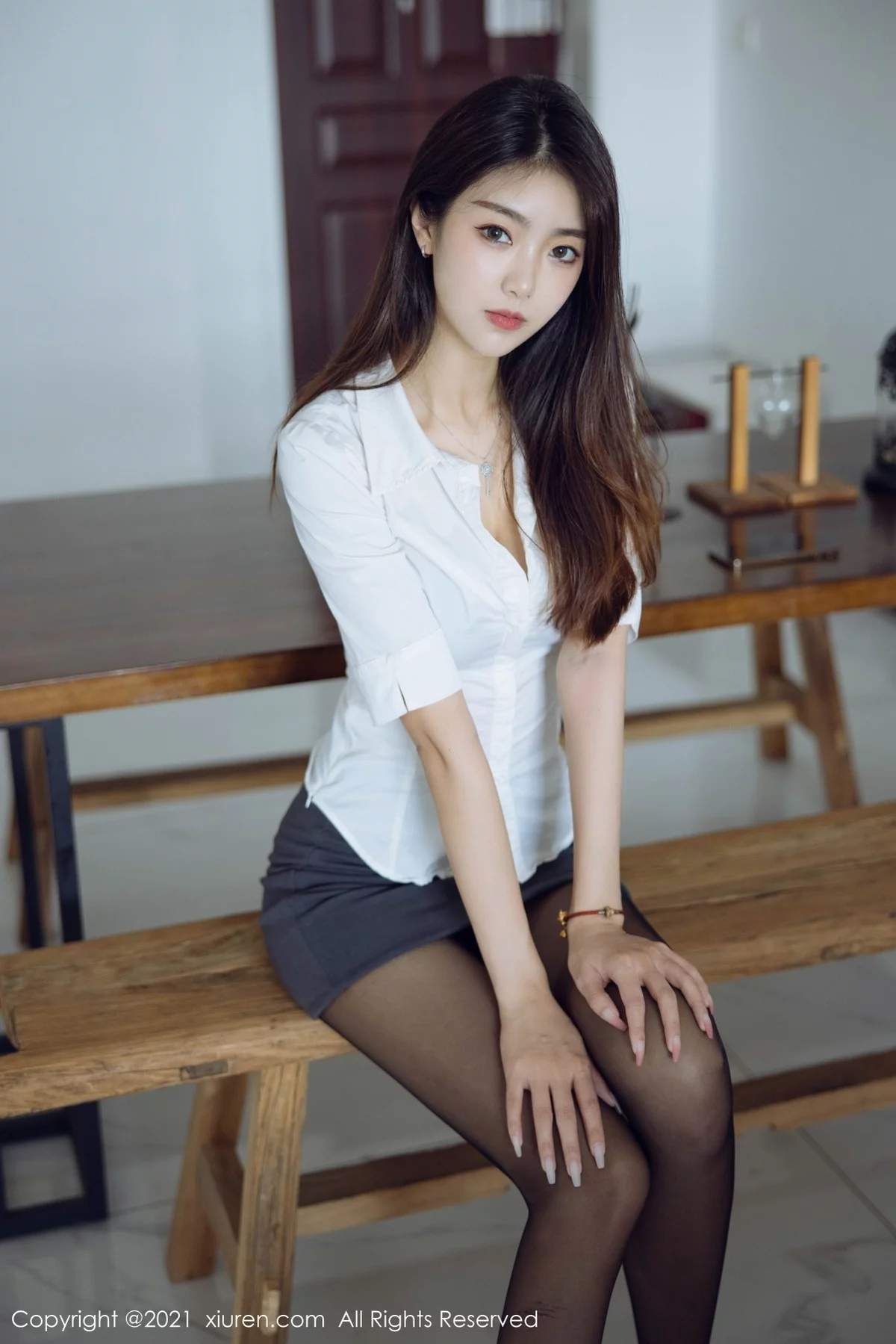 模特可乐Vicky长三角旅拍职场OL主题魅惑黑丝秀美腿诱惑写真57P-第1章-图片3