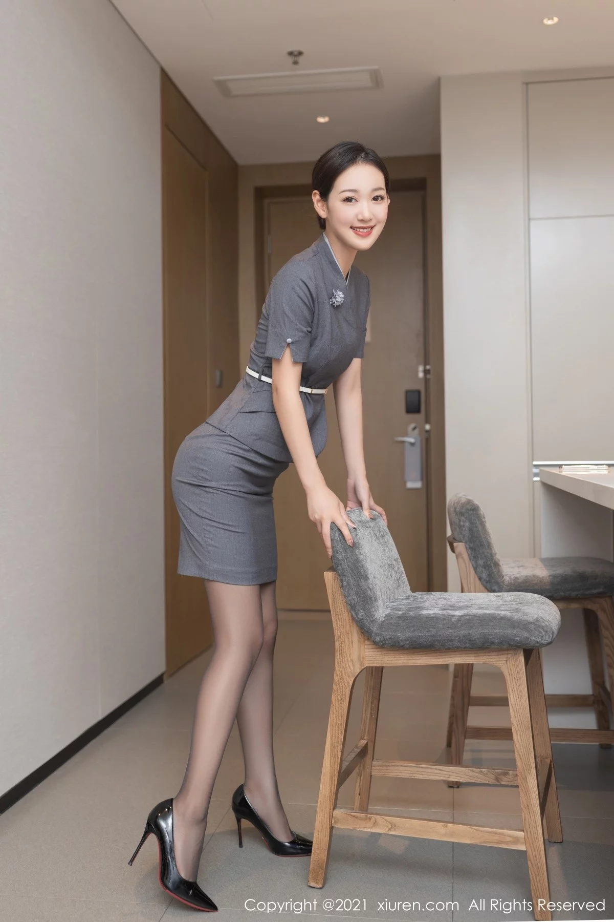 模特唐安琪催眠主题脱职业装露蕾丝内衣开档黑丝裤袜诱惑写真82P-第1章-图片2