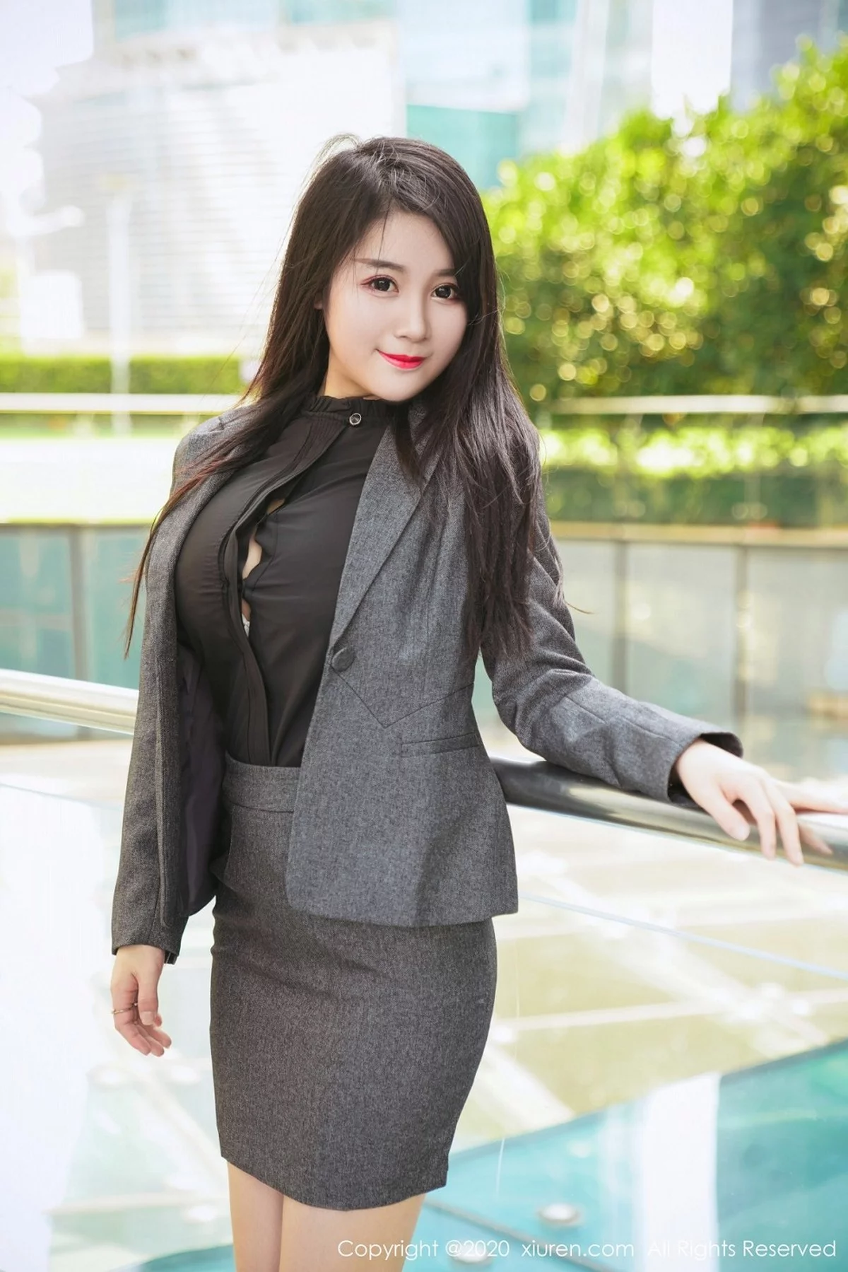 嫩模美七Mia酒店OL制服剧情主题性感透视内裤秀翘臀诱惑写真64P-第1章-图片1