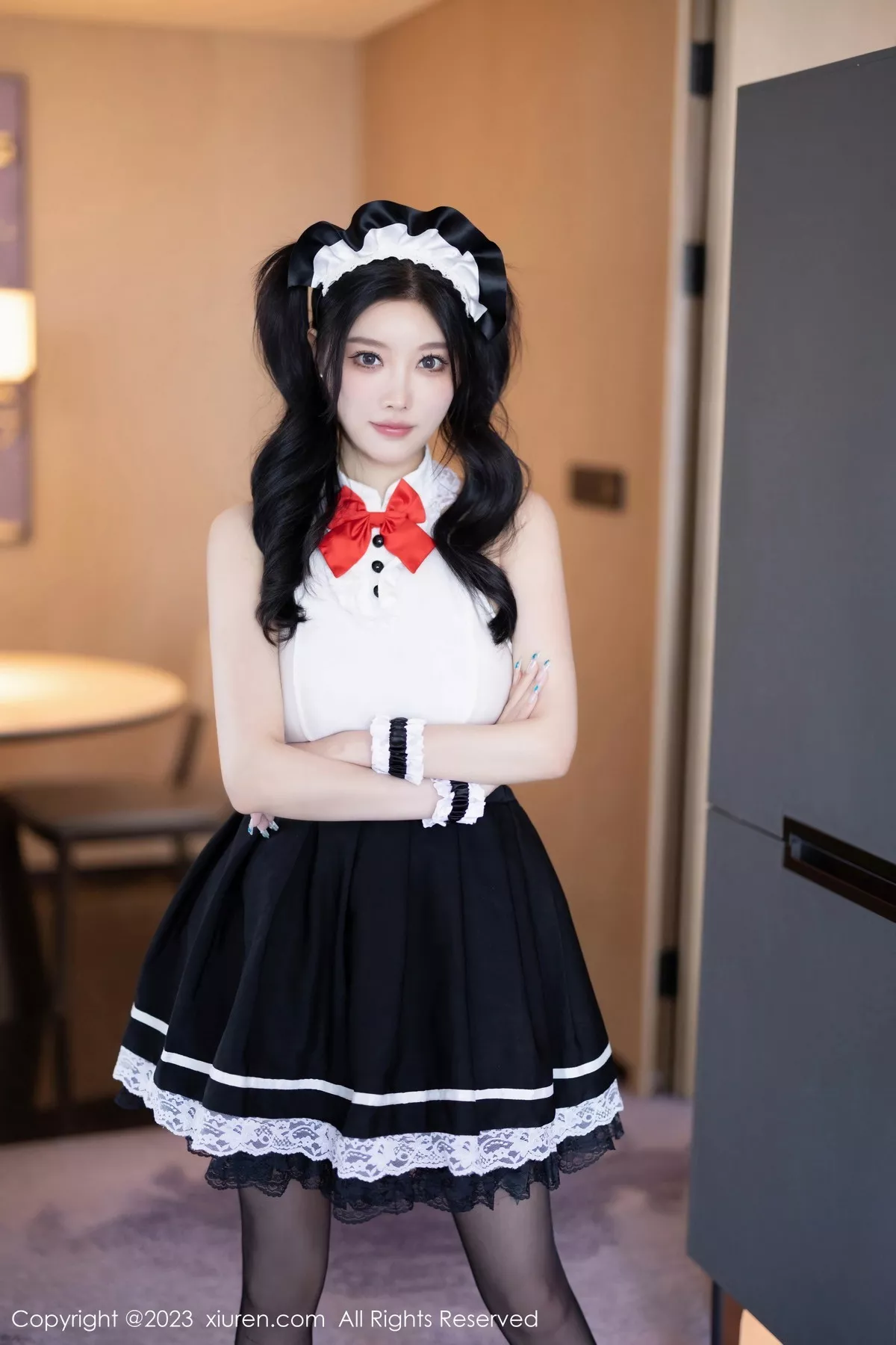 女神杨晨晨Yome性感白色蕾丝内衣配白丝袜秀丰满身材诱惑写真92P-第1章-图片1