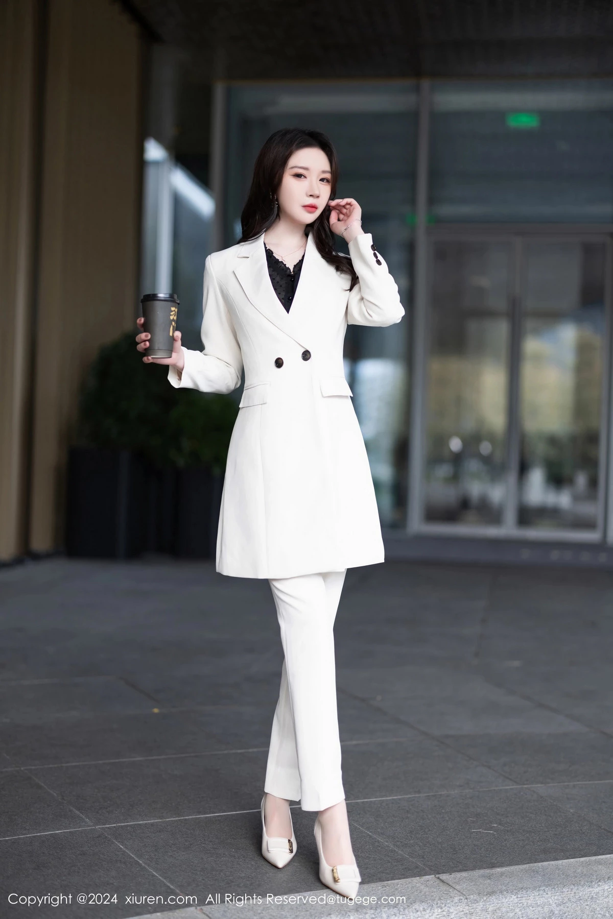 模特梦心玥性感白色套装露黑色轻透内衣配超薄肉丝迷人诱惑写真90P-第1章-图片2