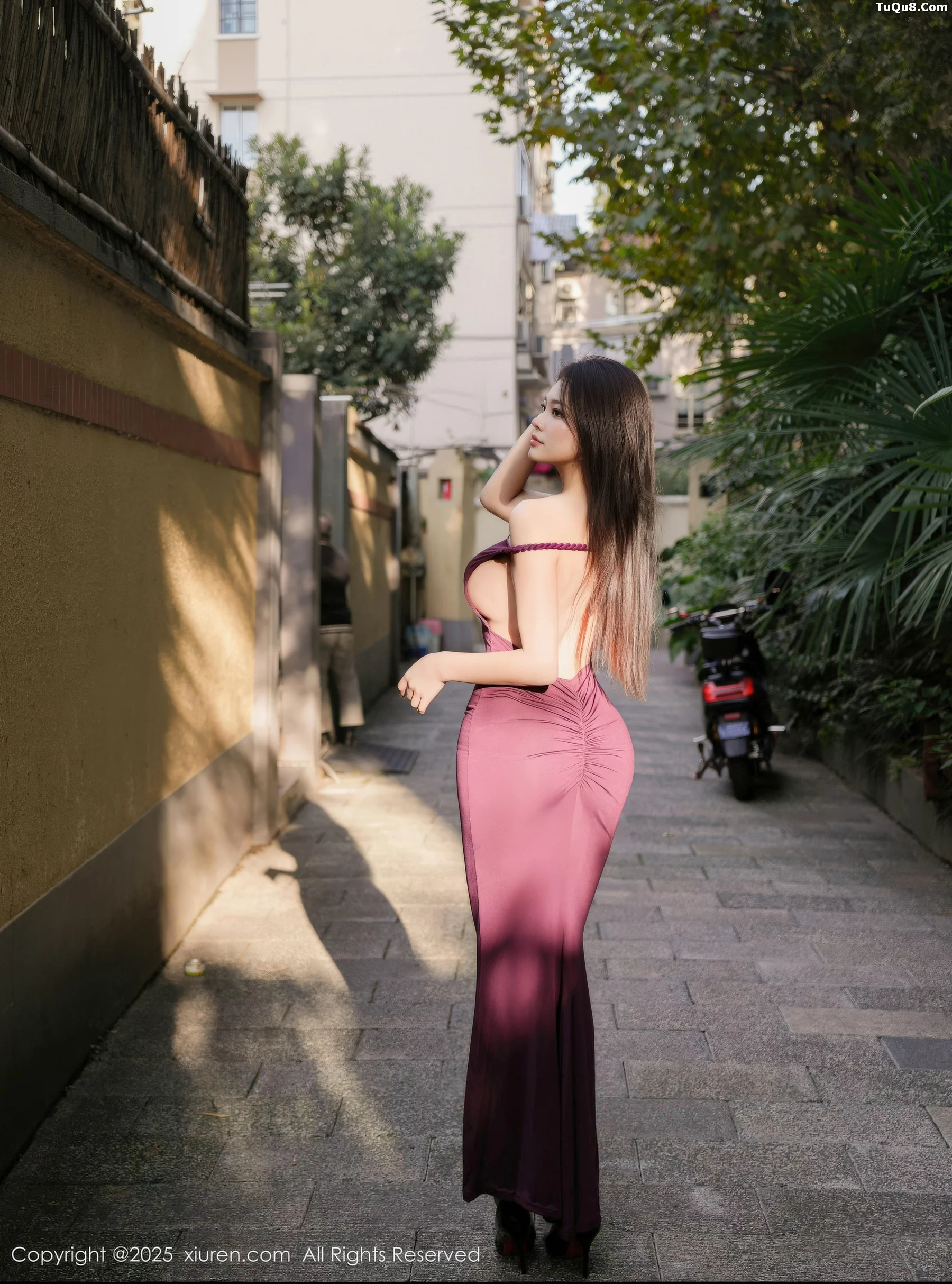 新人模特Yuanbao性感紫色连衣裙露黑色情趣内衣秀丰满身材写真76P-第1章-图片2