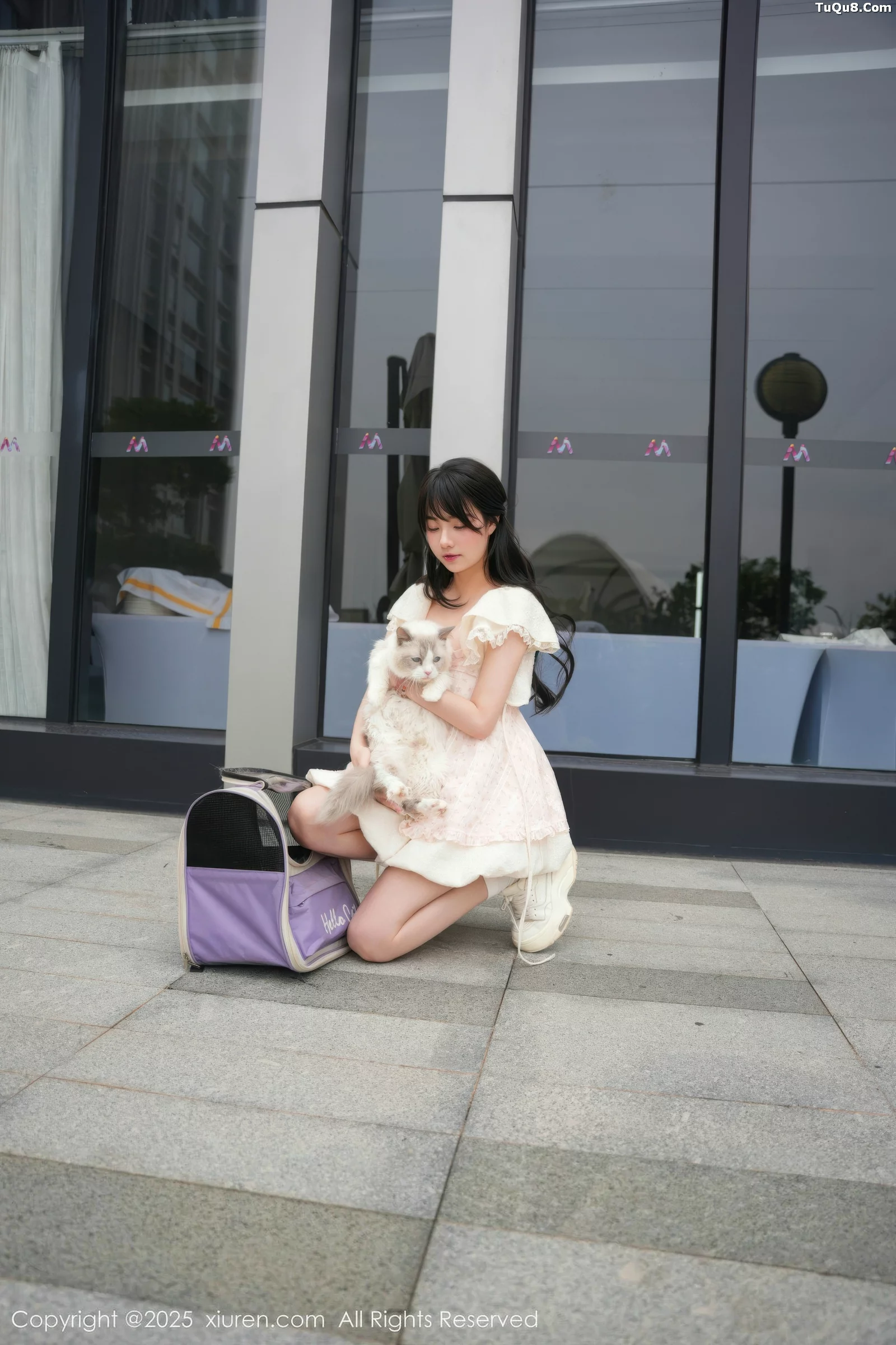 模特软情性感浅色连衣短裙配白色腿袜秀翘臀模特撩人诱惑写真75P-第1章-图片4