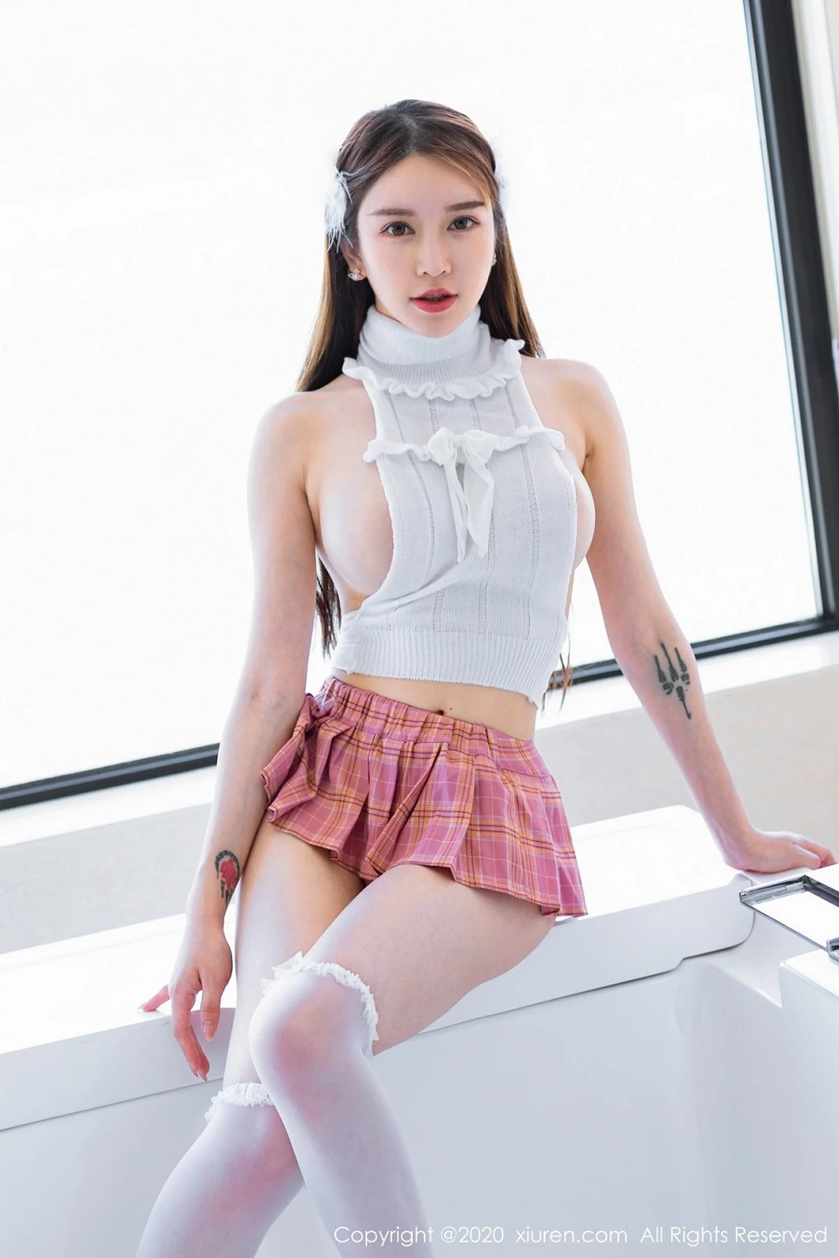 嫩模玉兔miki大理旅拍浴室性感露背毛衣真空秀傲人豪乳诱惑写真57P-第1章-图片2