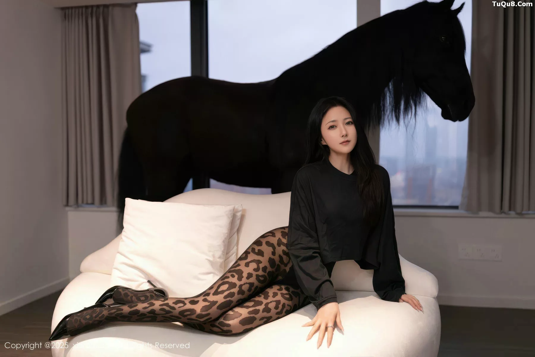 模特鱼子酱Fish性感黑色内衣配豹纹黑丝秀曼妙身姿撩人诱惑写真75P-第1章-图片1