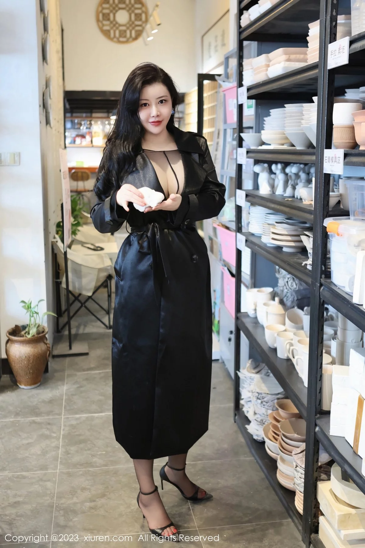 模特王婉悠Queen性感黑色轻透情趣服露豪乳遮点火辣诱惑写真81P-第1章-图片1
