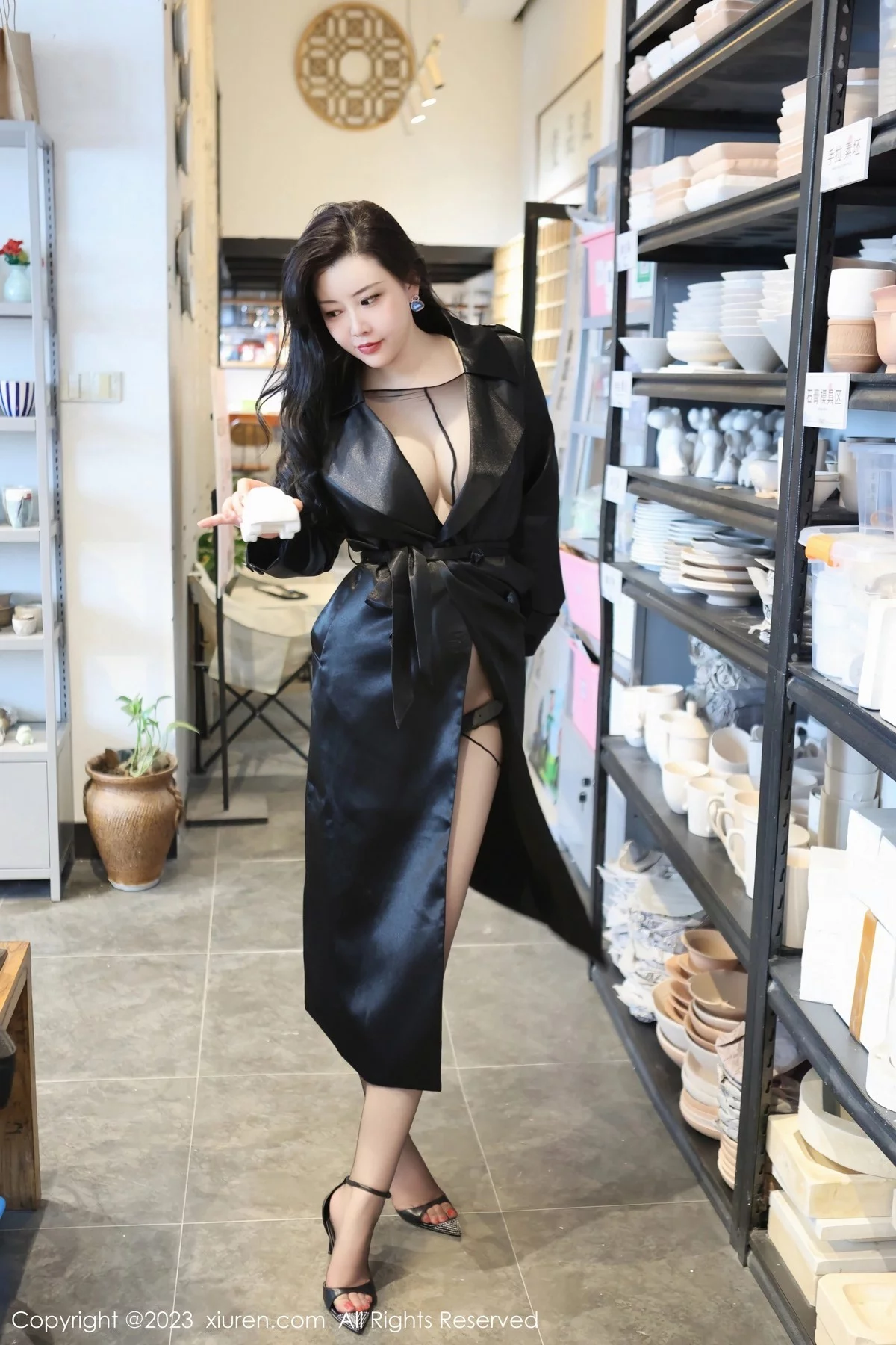 模特王婉悠Queen性感黑色轻透情趣服露豪乳遮点火辣诱惑写真81P-第1章-图片2