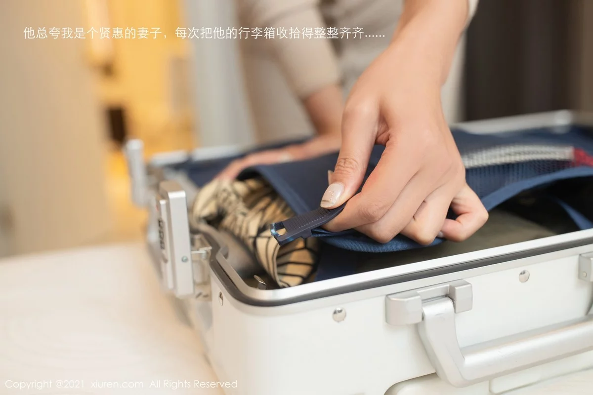 模特就是阿朱啊澳门旅拍人妻剧情主题私房迷离眼神勾魂诱惑写真88P-第1章-图片2