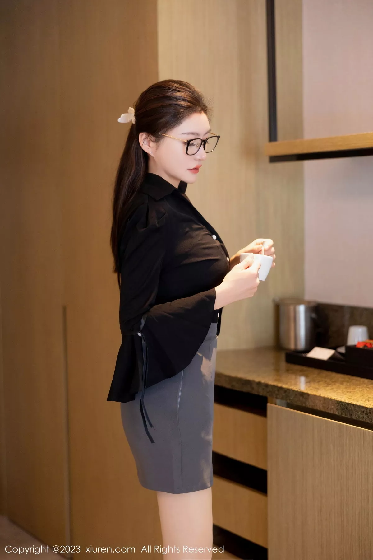 模特唐宁宁私房性感白色蕾丝内衣配超薄肉丝秀丰腴身姿诱惑写真85P-第1章-图片1