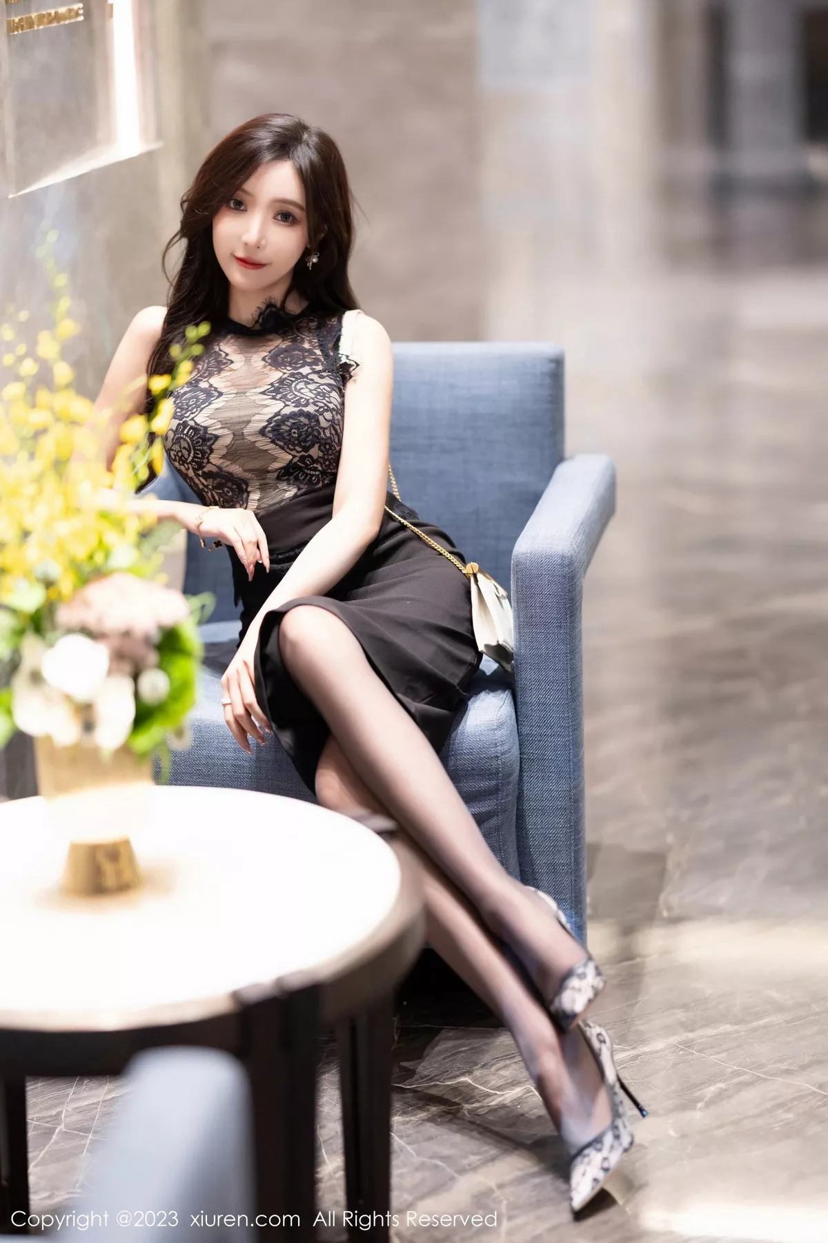 女神王馨瑶yanni性感黑色蕾丝内衣配闪亮黑丝秀惹火身材诱惑写真91P-第1章-图片1