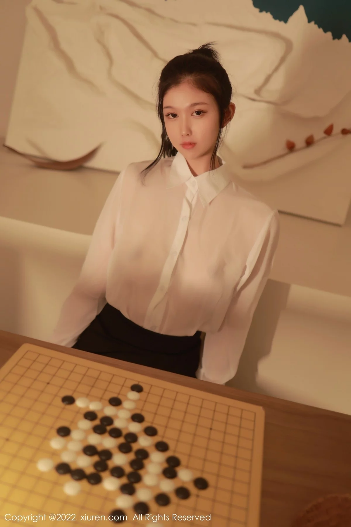 模特李雅柔白色轻透上衣配黑色短裙露开档黑丝秀翘臀诱惑写真65P-第1章-图片3