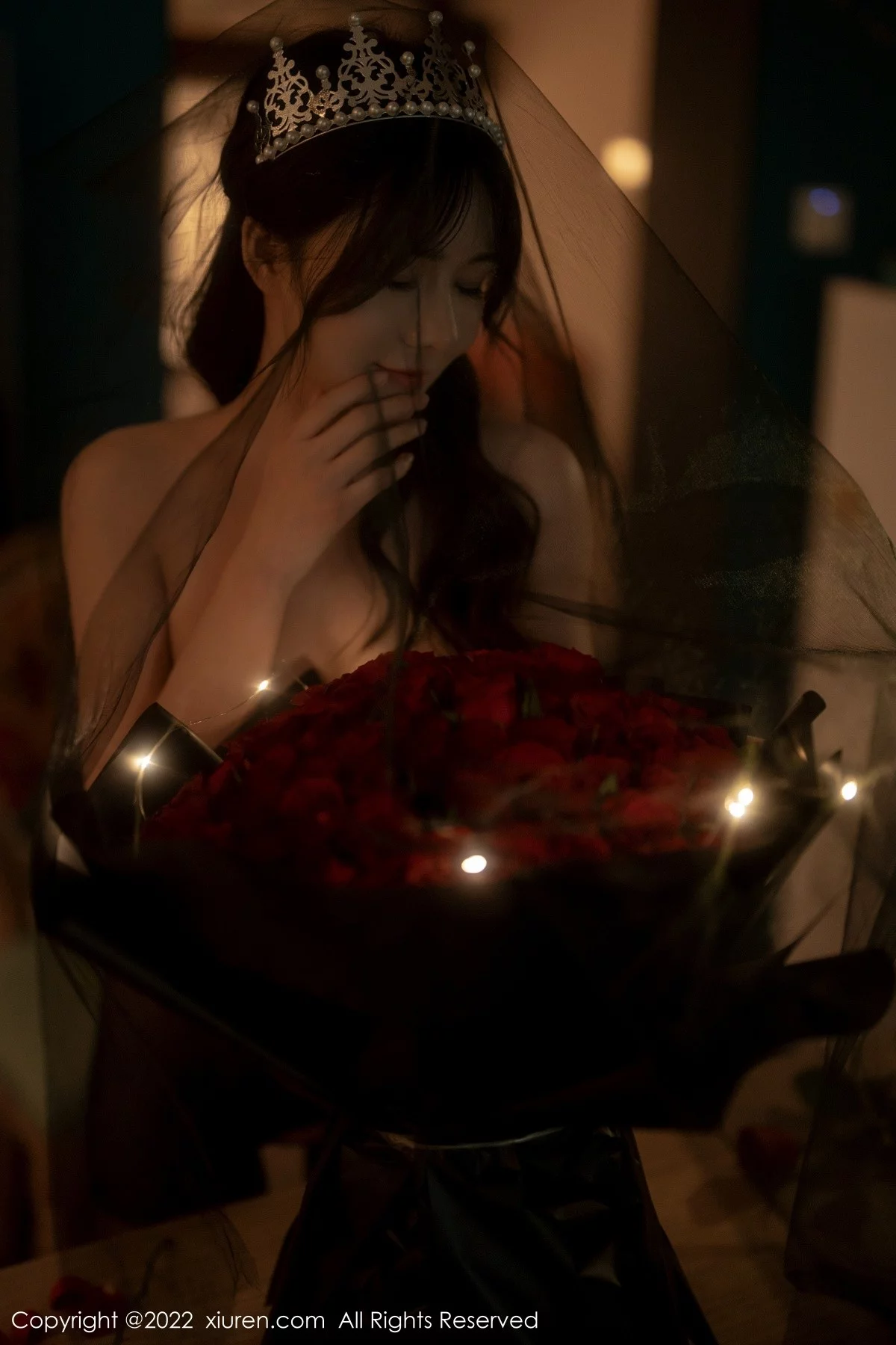 模特婠婠么私房性感黑色露肩连衣裙配超薄黑丝秀曼妙身材写真74P-第1章-图片2
