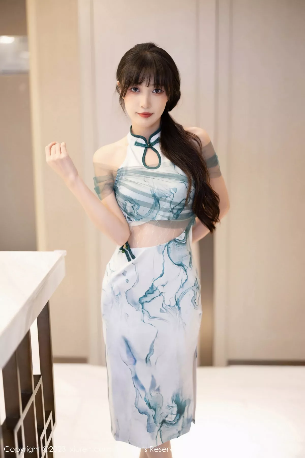 模特林星阑性感白色带图案旗袍露性感内衣秀曼妙身姿诱惑写真90P-第1章-图片1