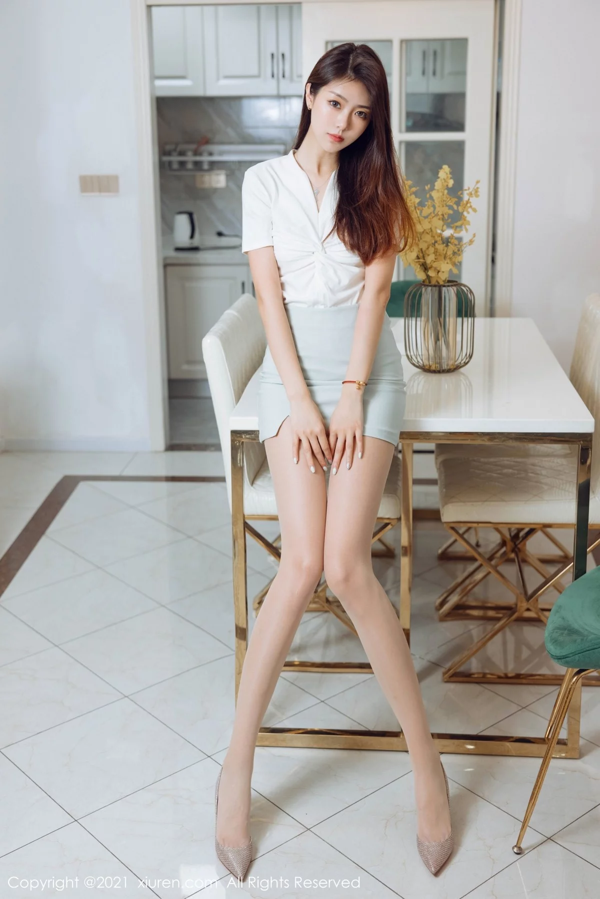 模特可樂Vicky淡雅都市OL主题私房超薄肉丝裤袜秀美腿诱惑写真63P-第1章-图片1