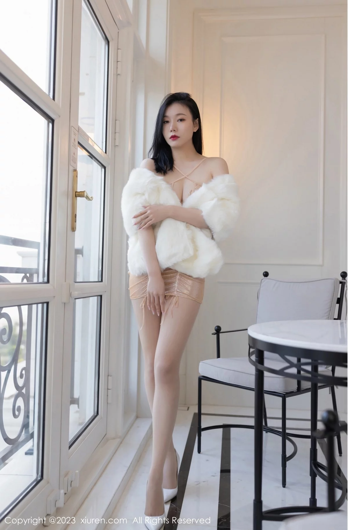 模特安然anran私房性感浅暖轻透情趣吊带裙秀曼妙身姿诱惑写真82P-第1章-图片1