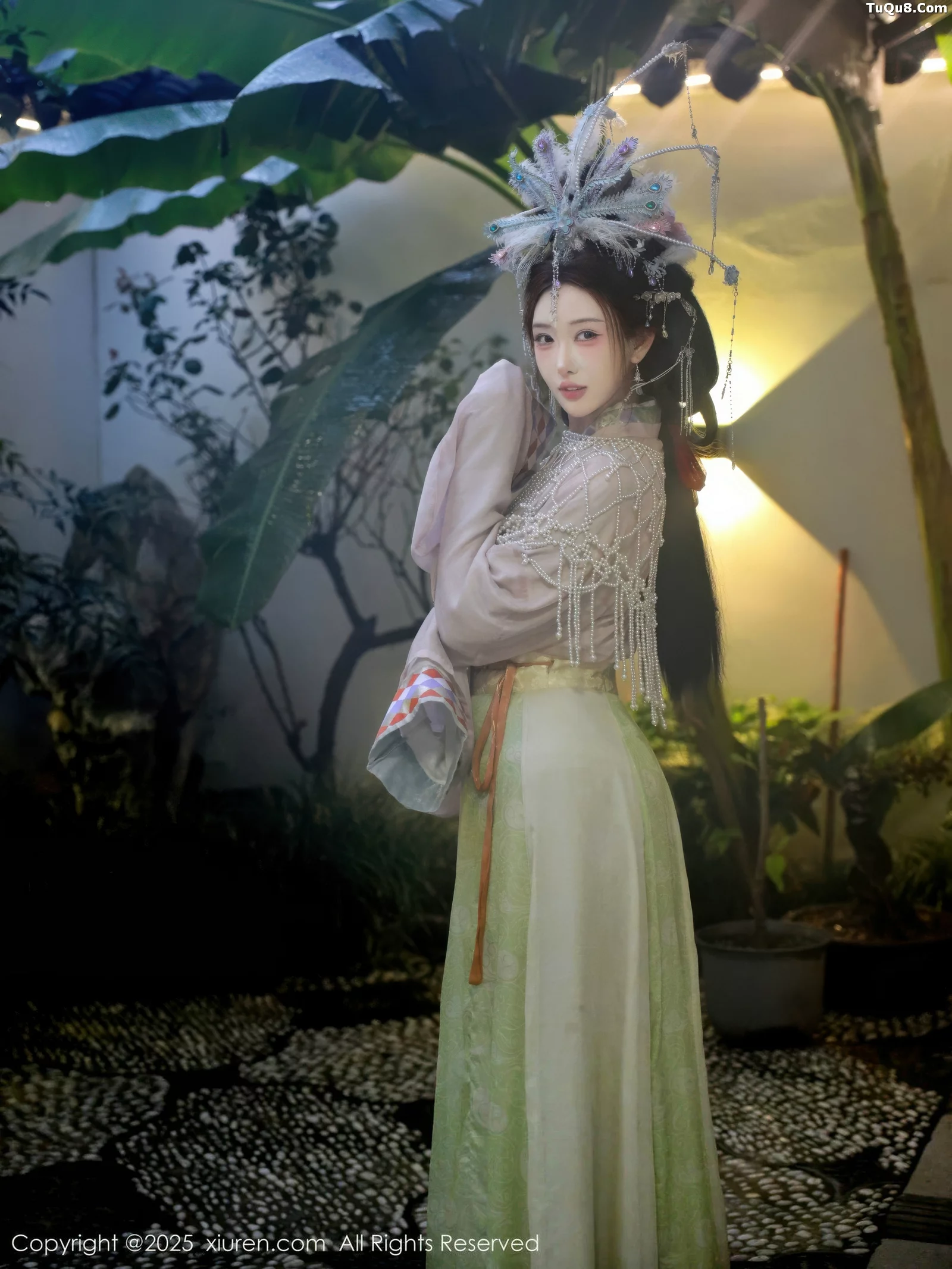 模特金允希Yuki性感浅色古装薄纱服饰秀丰腴身材迷人诱惑写真80P-第1章-图片1